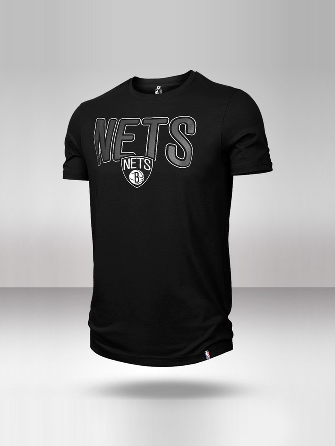 NBA - Brooklyn Nets Men Black Classic Typeface Drip Round Neck T-Shirt  (1)
