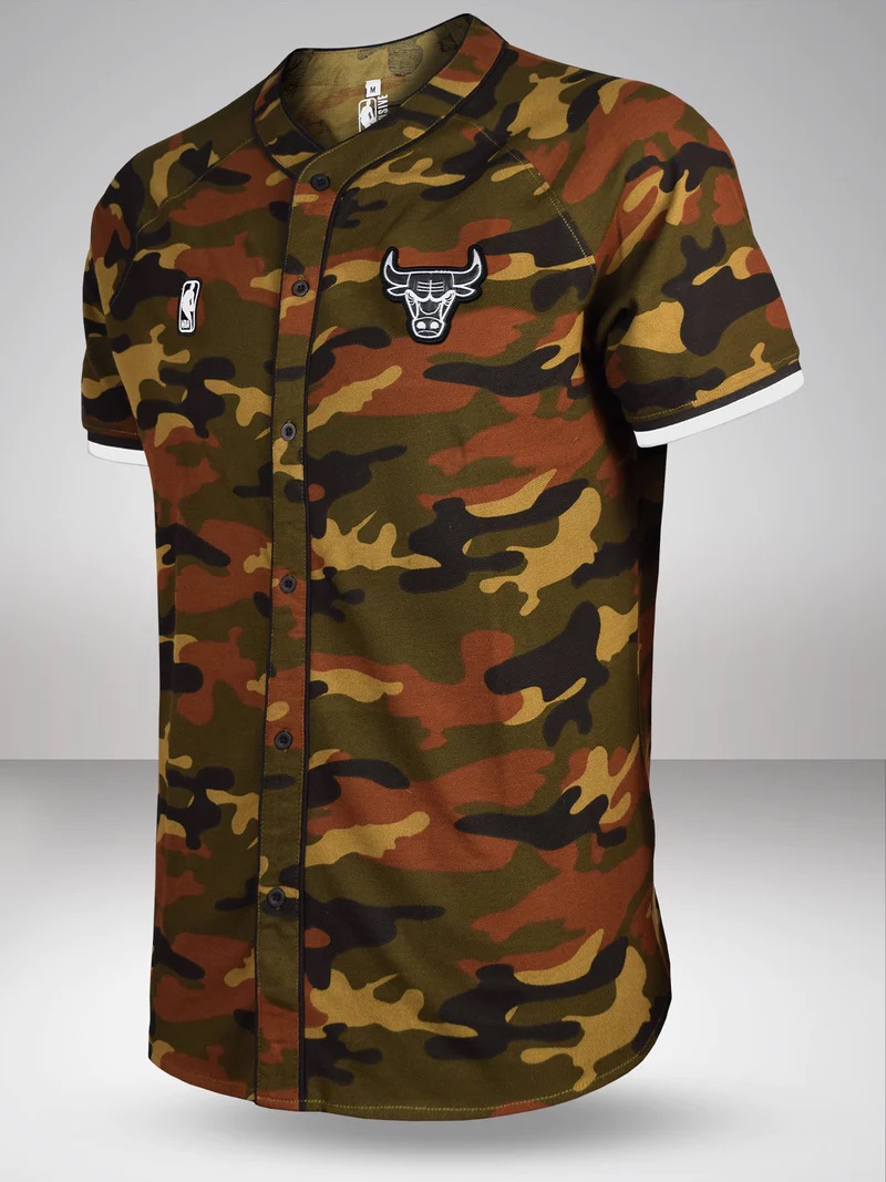 NBA - Chicago Bulls Men Olive Green Camo Printed Baseball Shirt  (1)