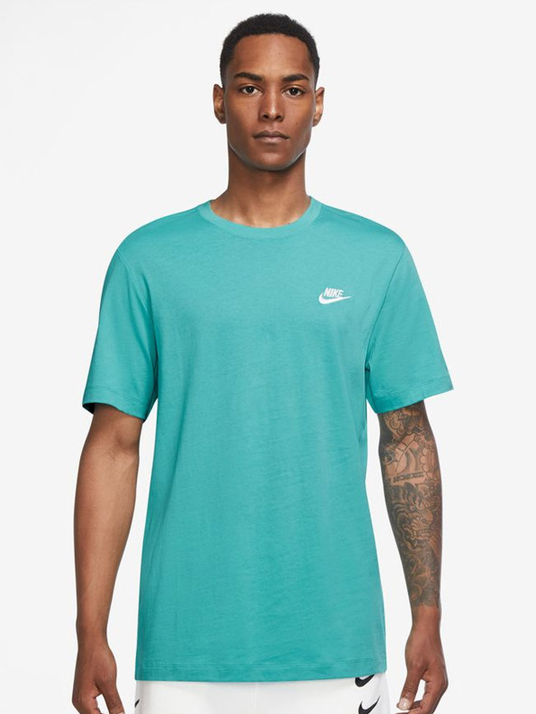 Nike Men Blue Sportswear Club Round Neck Solid T-Shirts (1)