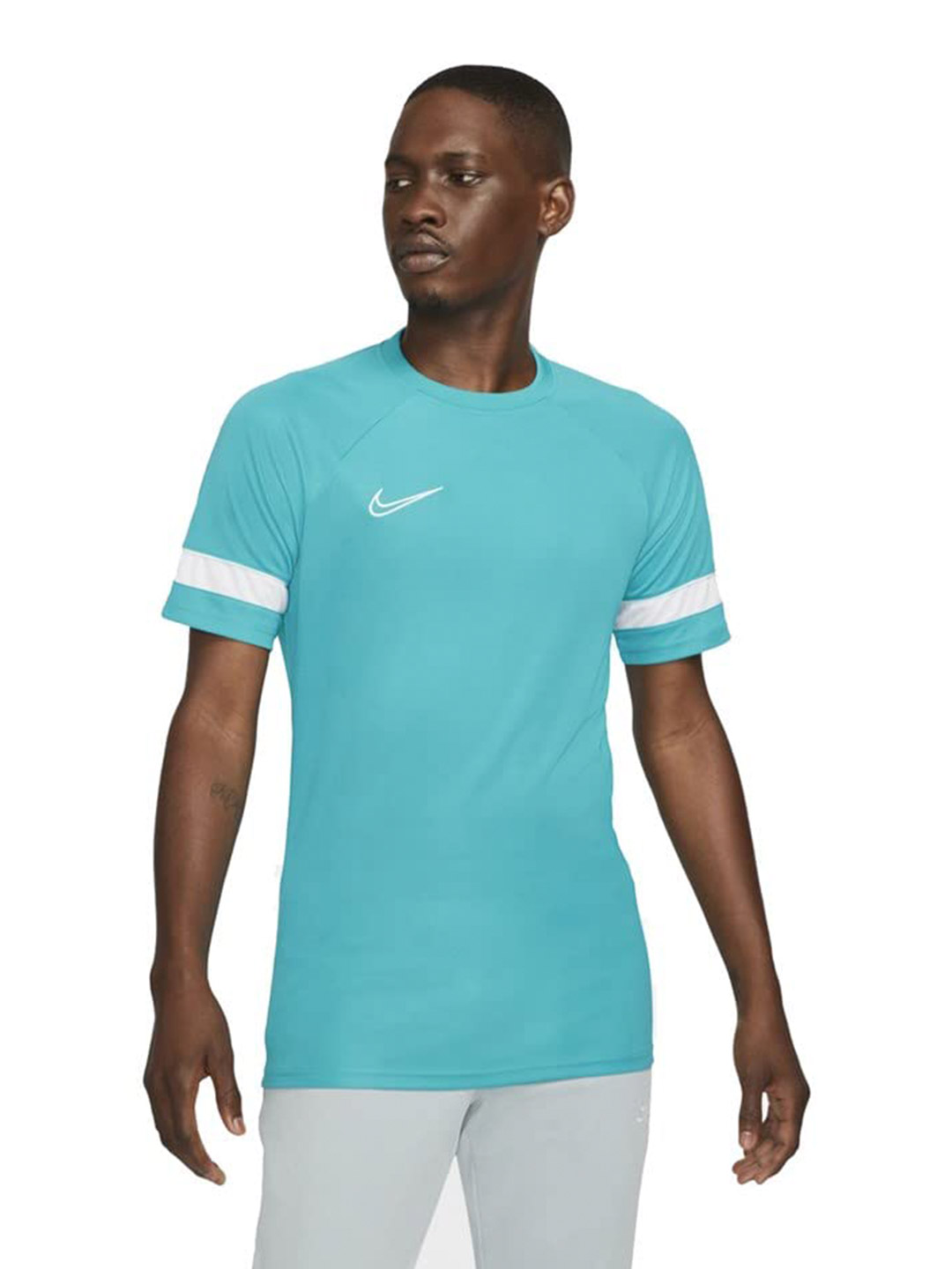 Nike Men Green Dri-FIT Academy Round Neck Solid T-Shirts (1)