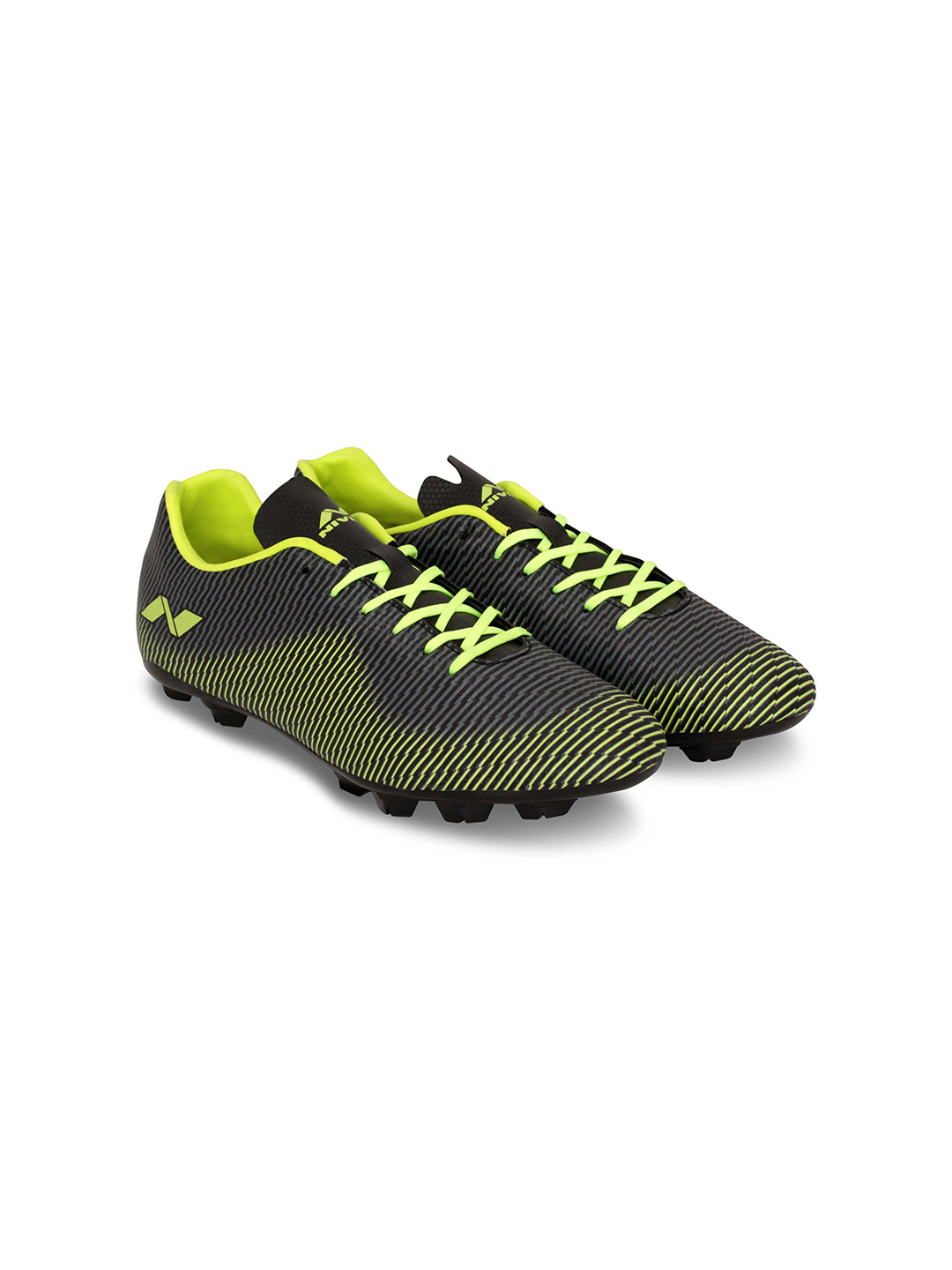 Nivia Men Black Carbonite Football Shoes (1)