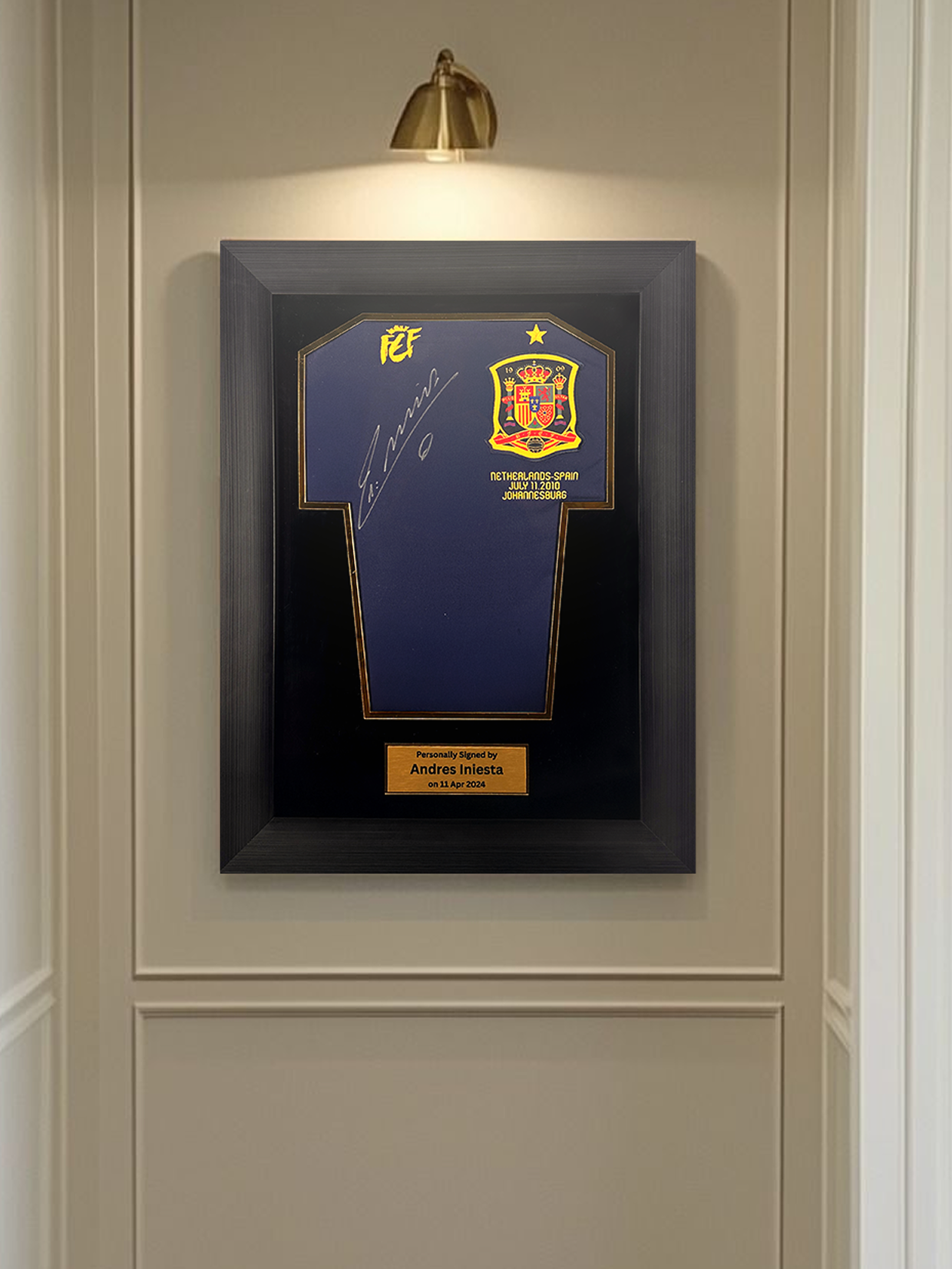 Andres Iniesta Front Signed Spain 2010 Away Shirt: World Cup Edition (4)