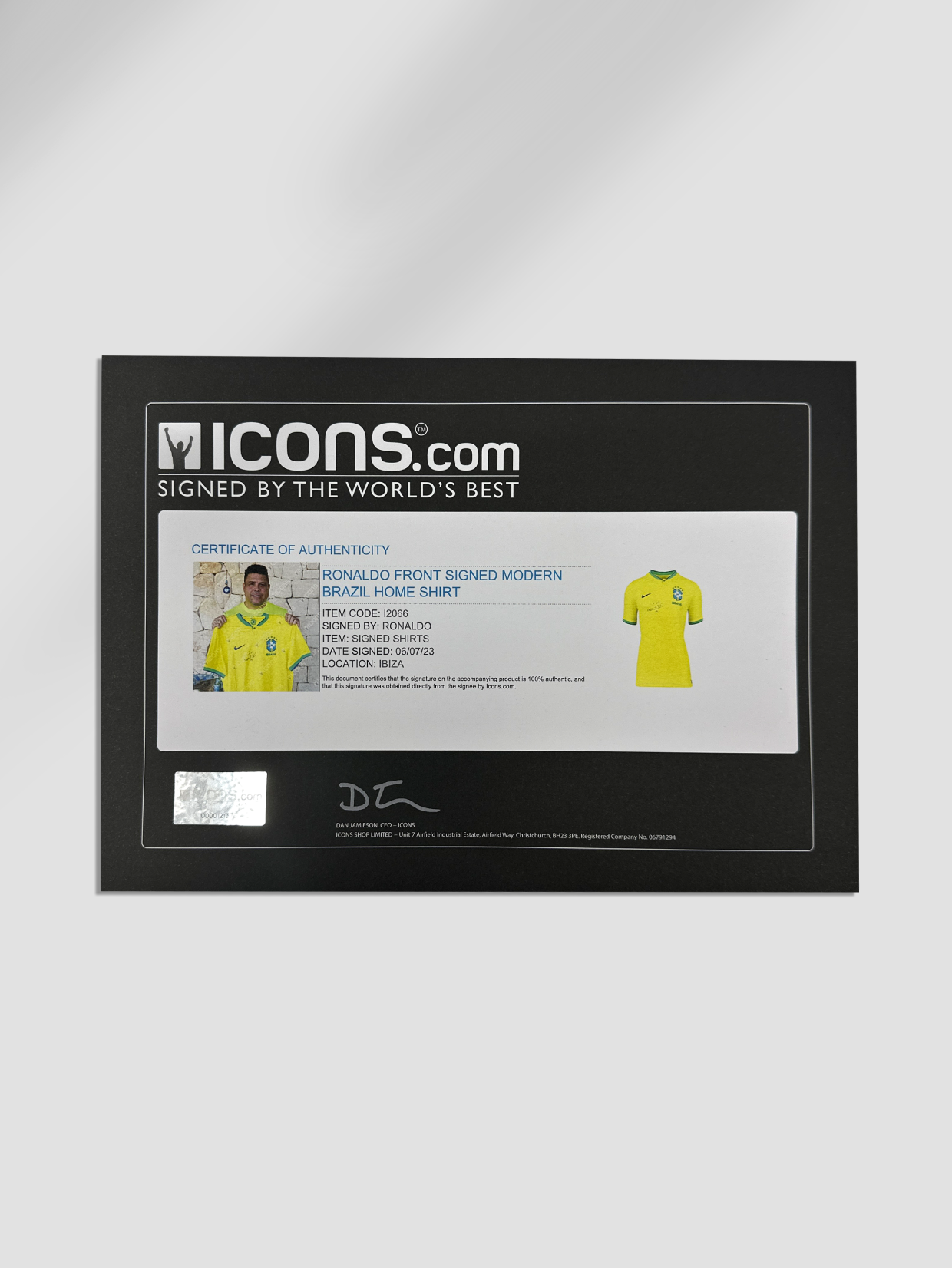 Ronaldo Luis Nazario de Lima Front Signed Modern Brazil Home Shirt (6)