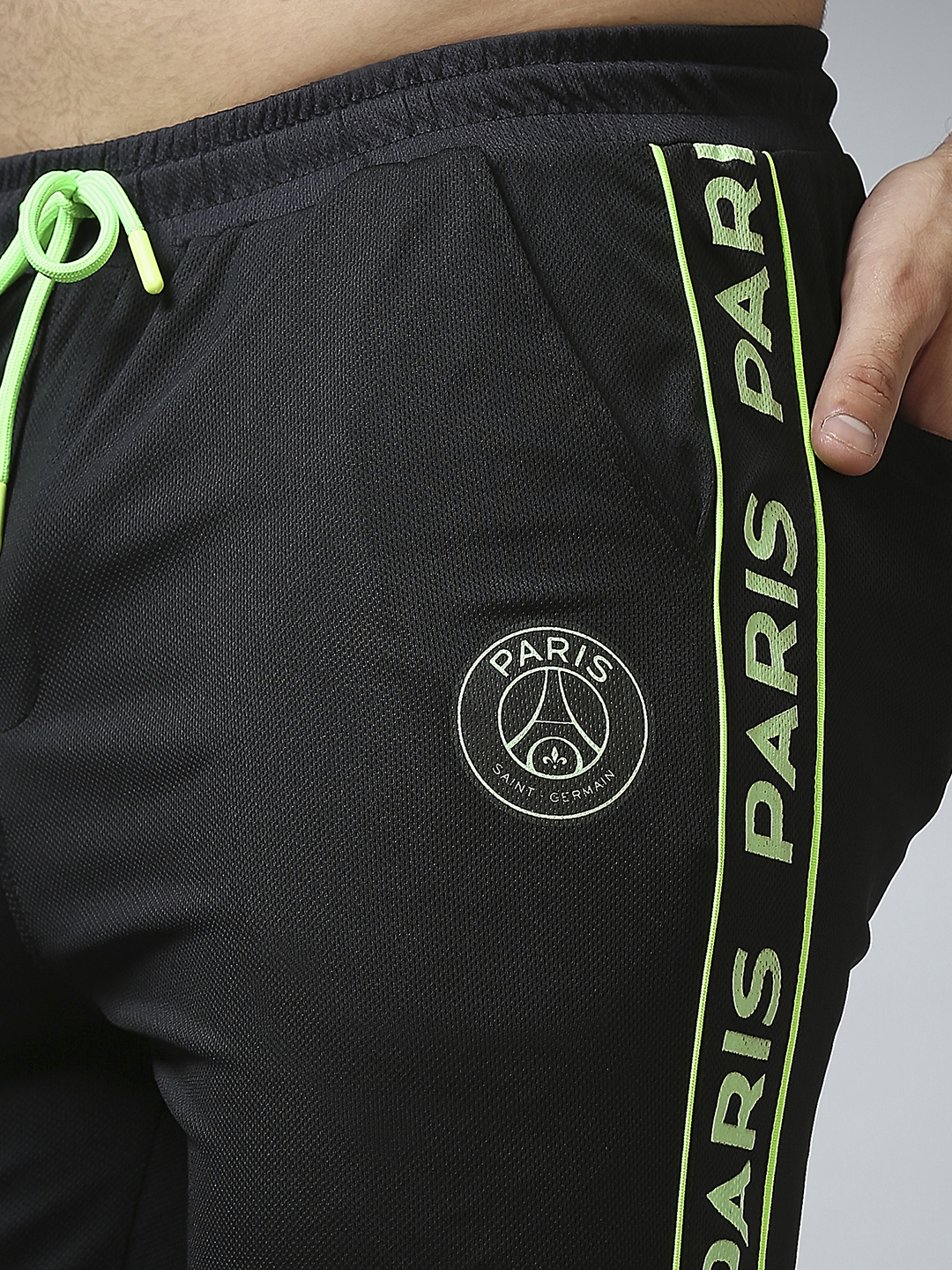 Paris Saint-Germain Men Black Printed Regular Fit Polyester Athleisure Shorts (5)