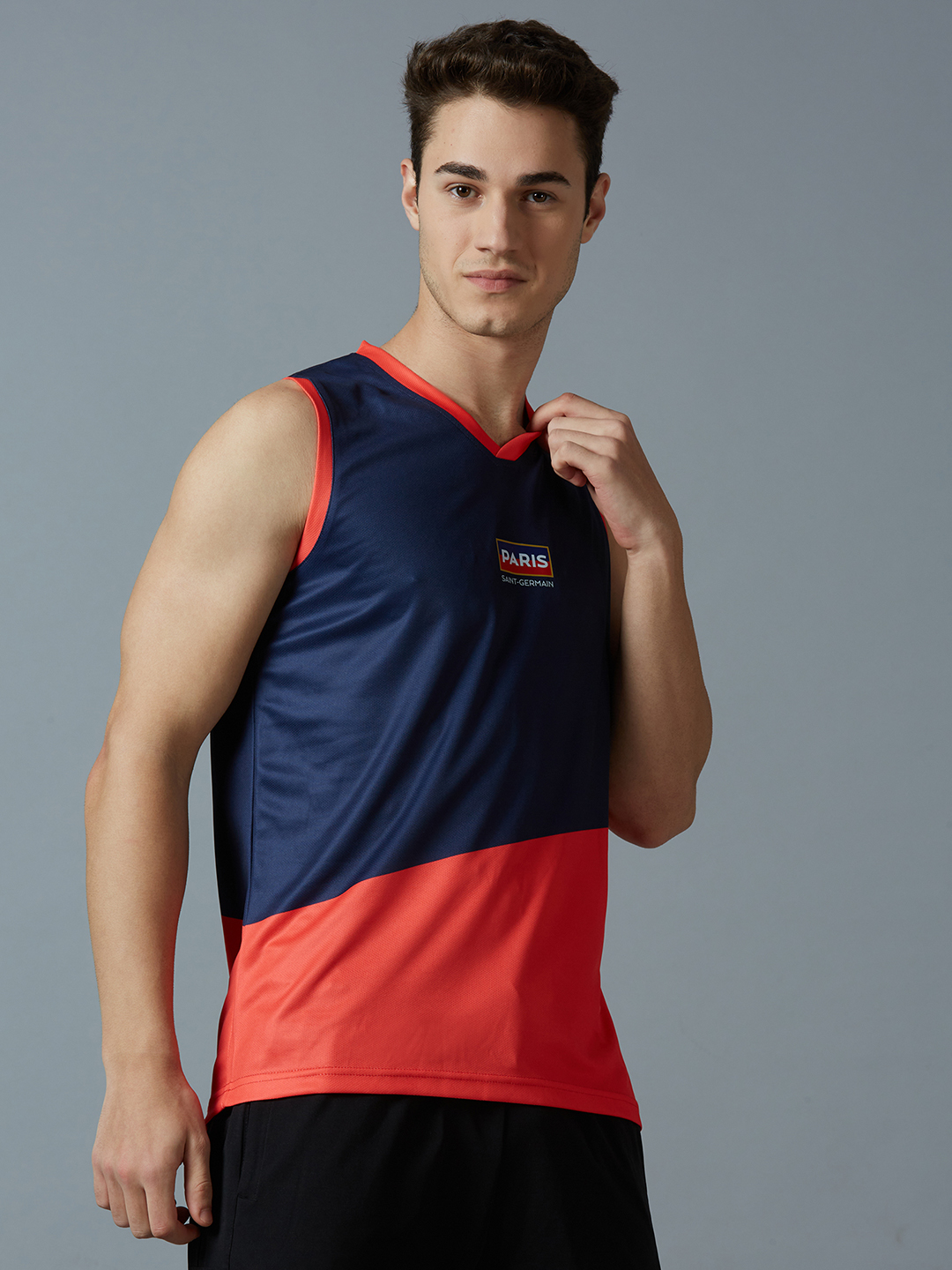 Paris Saint-Germain Men Navy Blue and Red Printed Colorblocked V-Neck Polyester Vest (3)