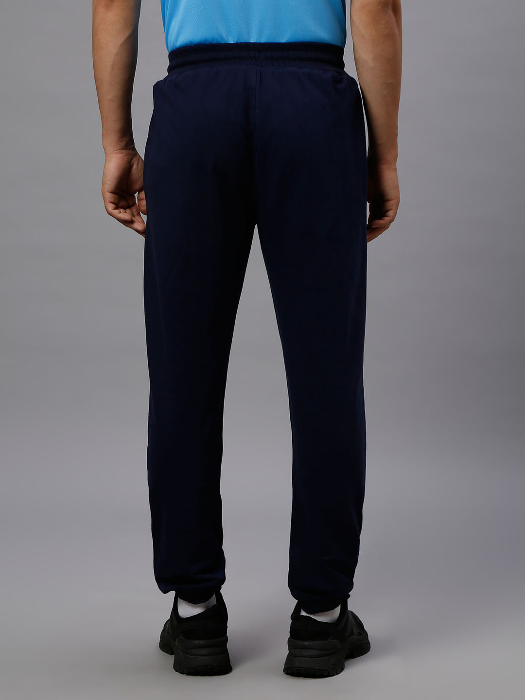 Paris Saint-Germain Men Navy Blue Logo Solid Mid-Rise Cotton Joggers (4)