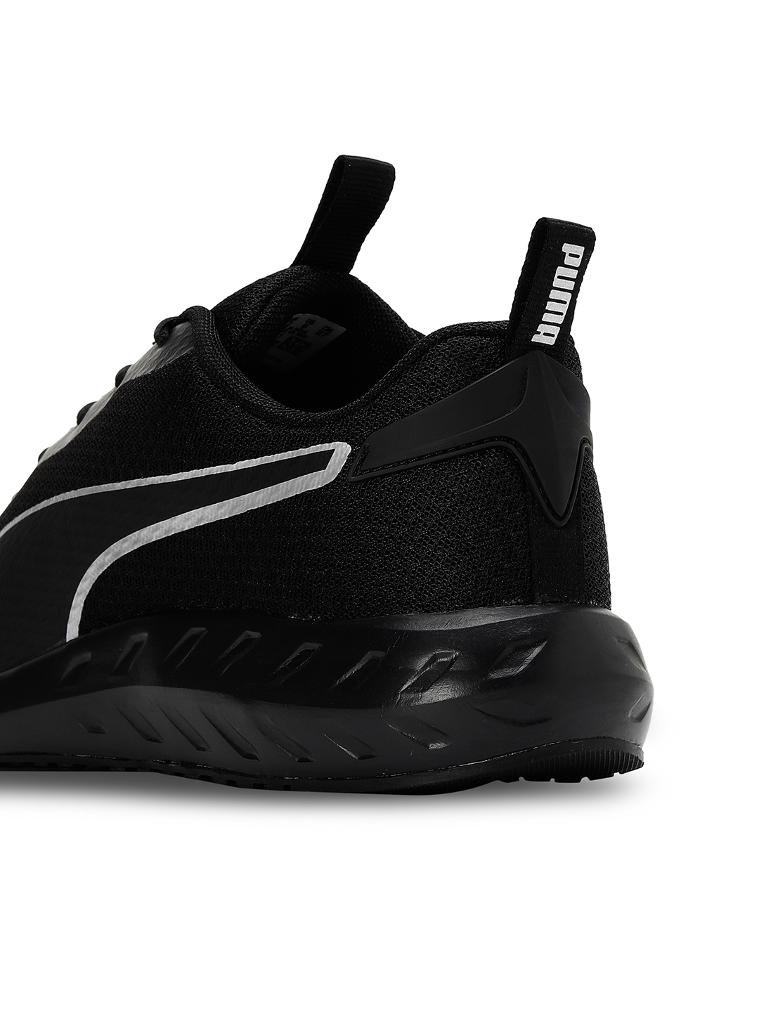 Puma Men Black and Silver Puma Walter Sports Shoes (5)