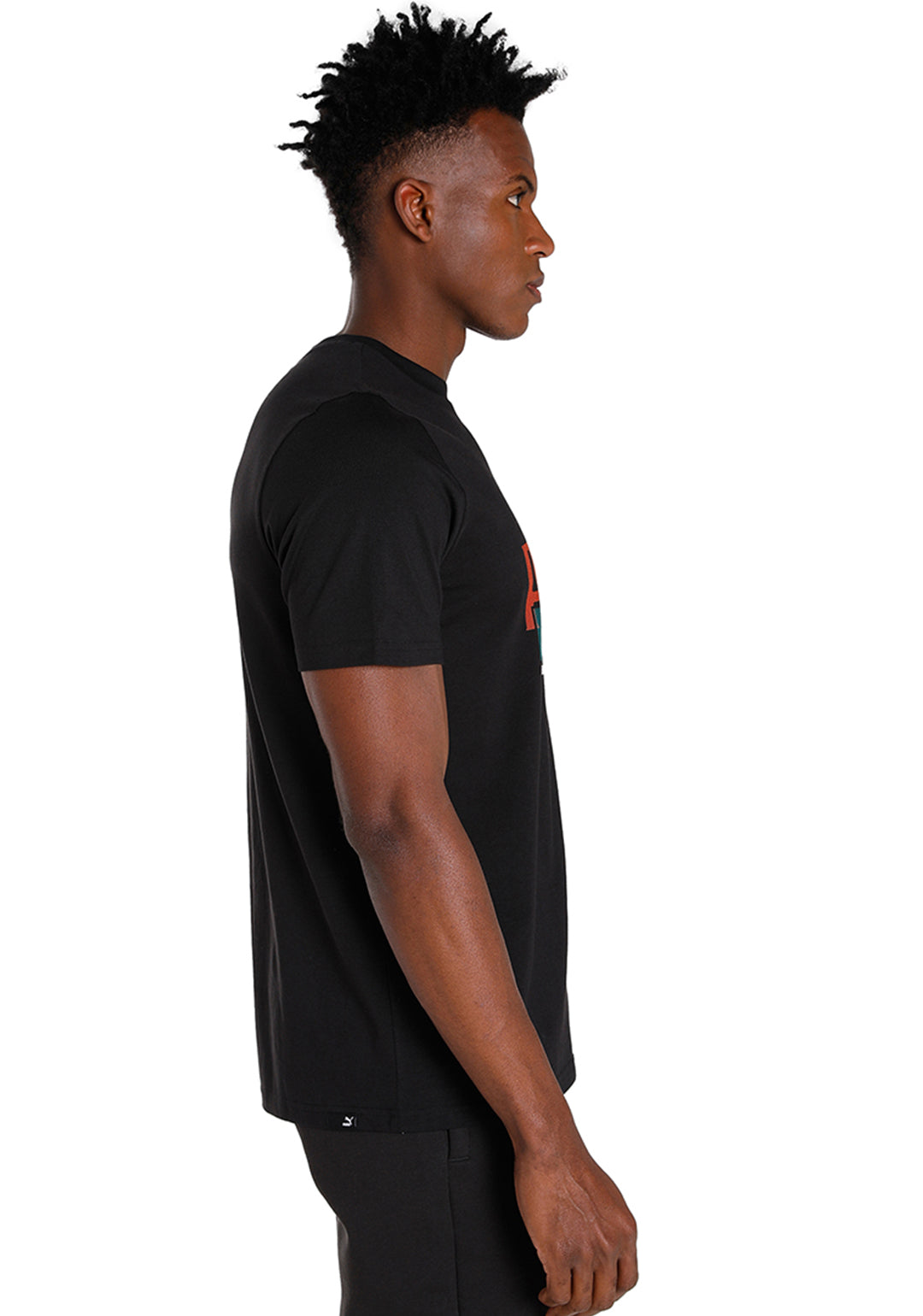 Puma Men Black CLASSICS GEN Graphic T-Shirt (3)