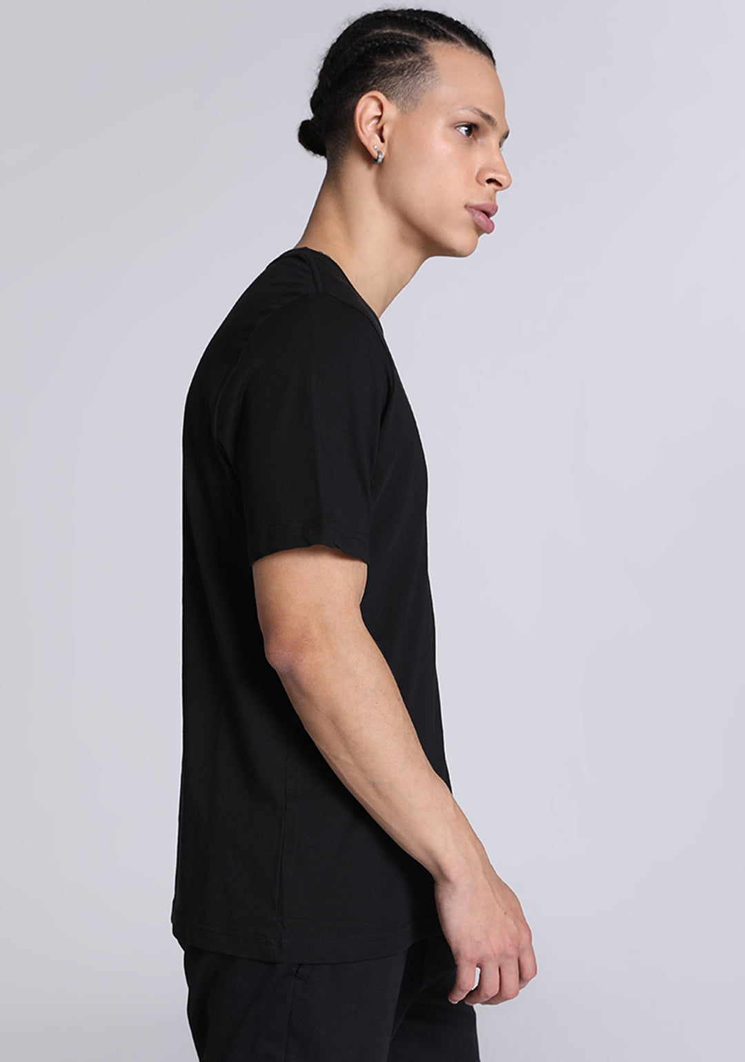 Puma Men Black ESS Logo T-Shirt (3)
