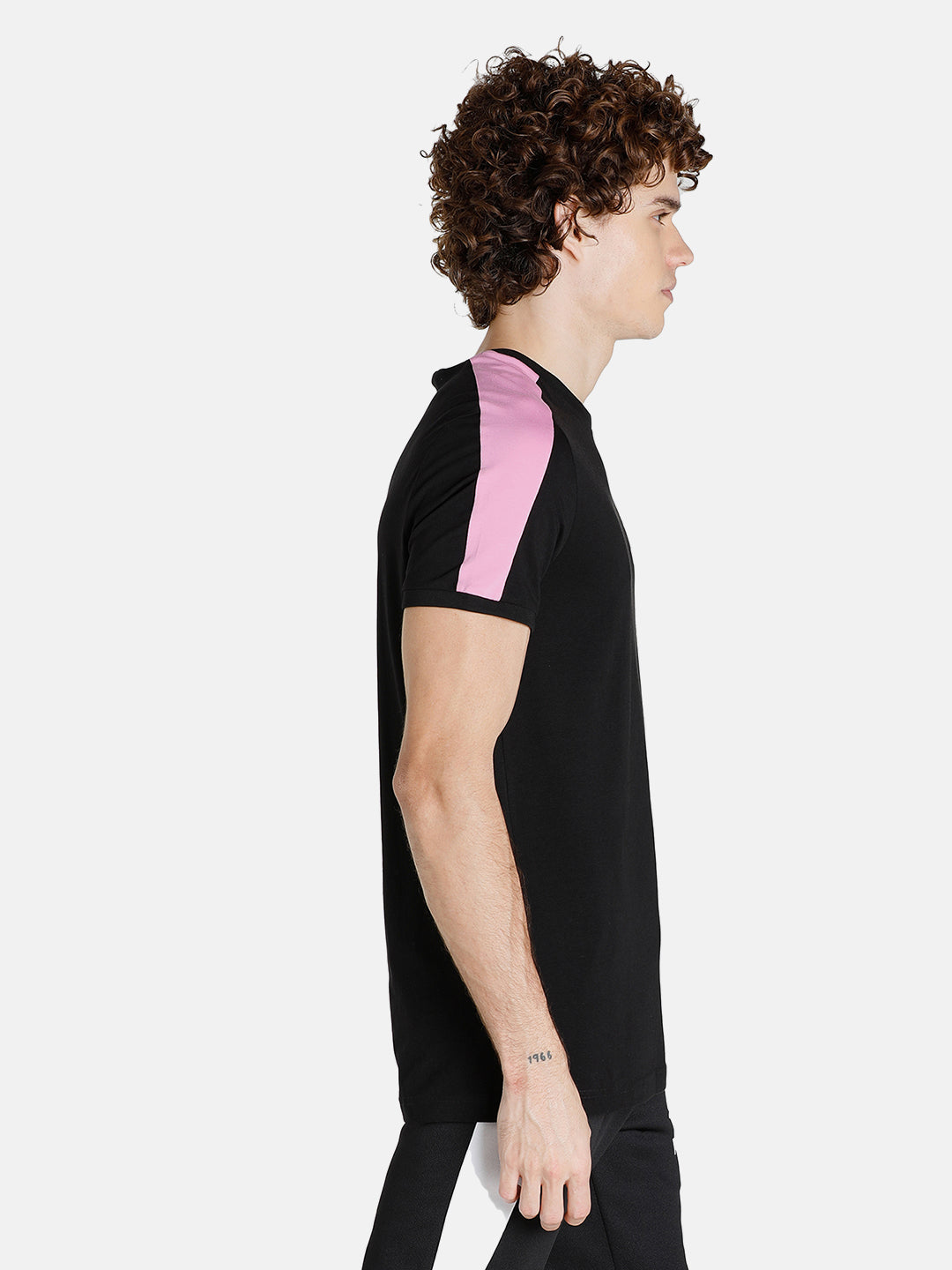 Puma Men Black Solid Half Sleeves Round Neck Iconic T7 T-Shirt (4)