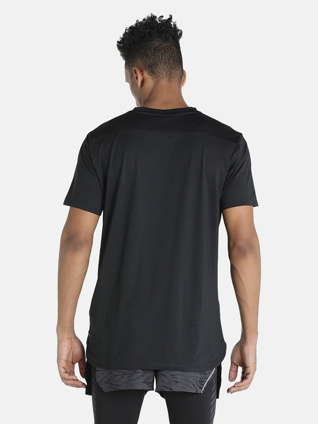 Puma Men Black Solid Train Vent T-Shirts (2)