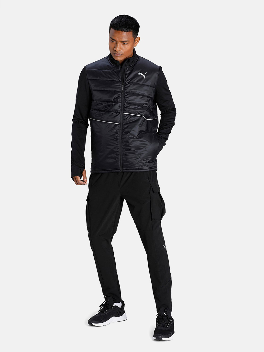 Puma Men Black & White Printed Run Elevated Padded Jackets (5)