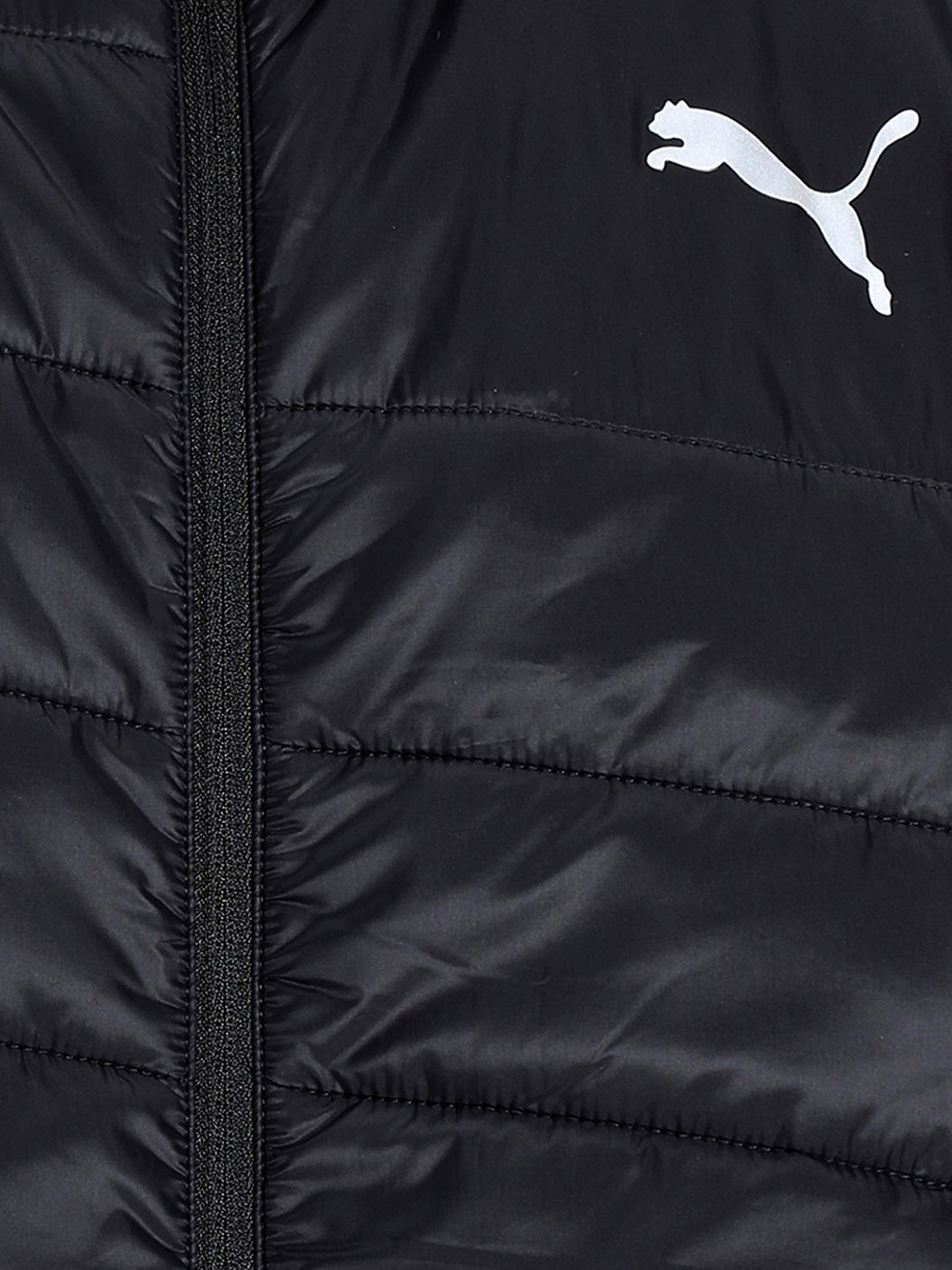 Puma Men Black & White Printed Run Elevated Padded Jackets (6)