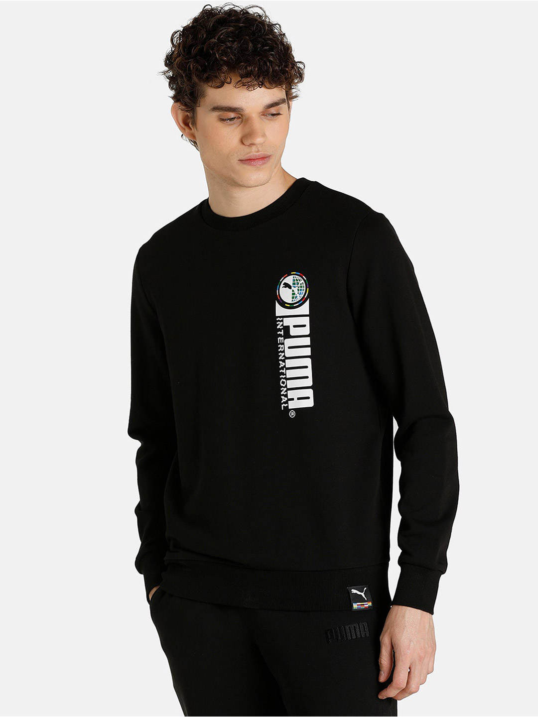 Puma Men Black & White Solid Puma Intl Graphic Crew Sweatshirts (1)
