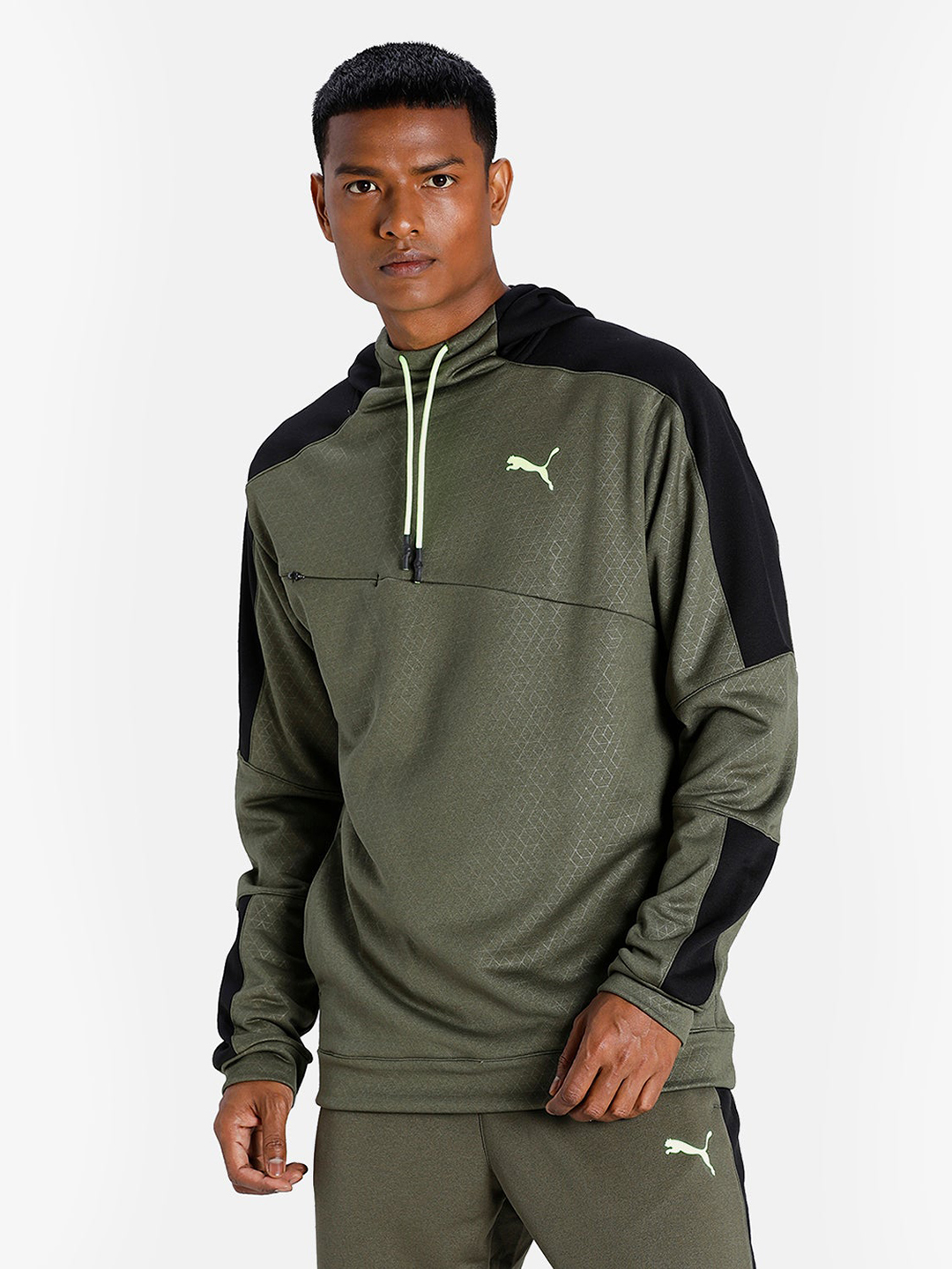 Puma Men Green & Black Printed Train Activate Hoodies (1)