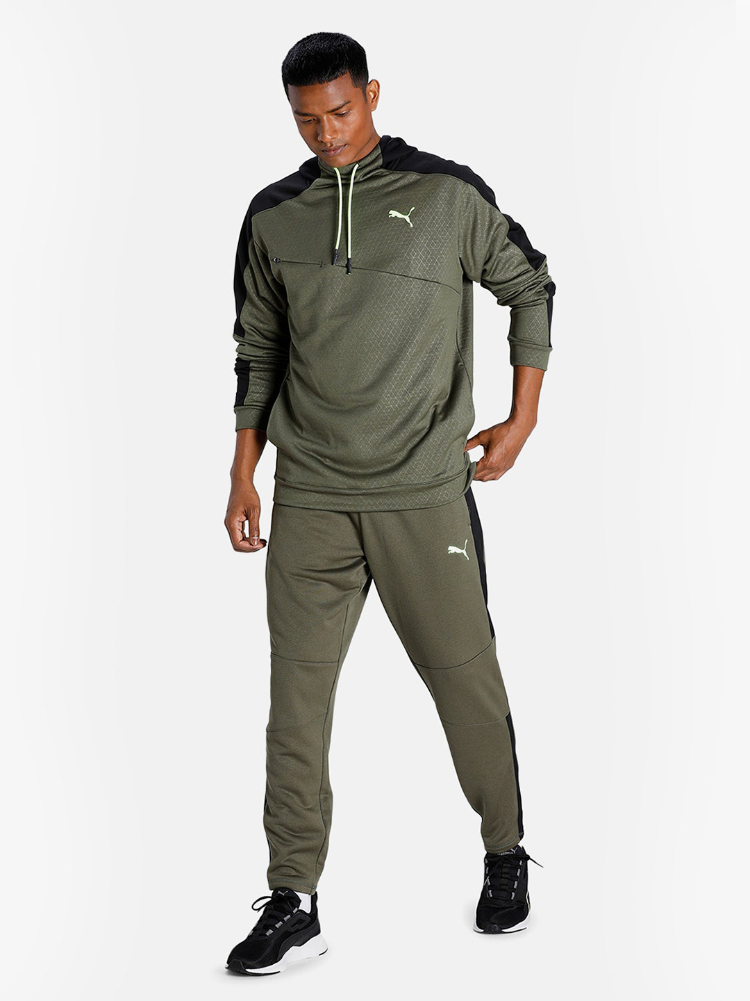 Puma Men Green & Black Printed Train Activate Hoodies (5)