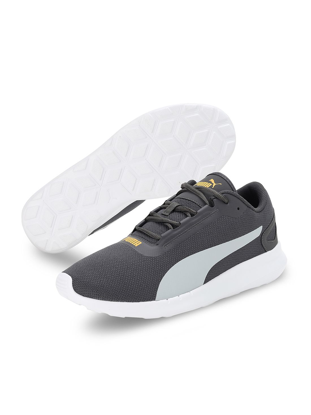 Puma Men Grey & Yellow Volant Sports Shoes (6)