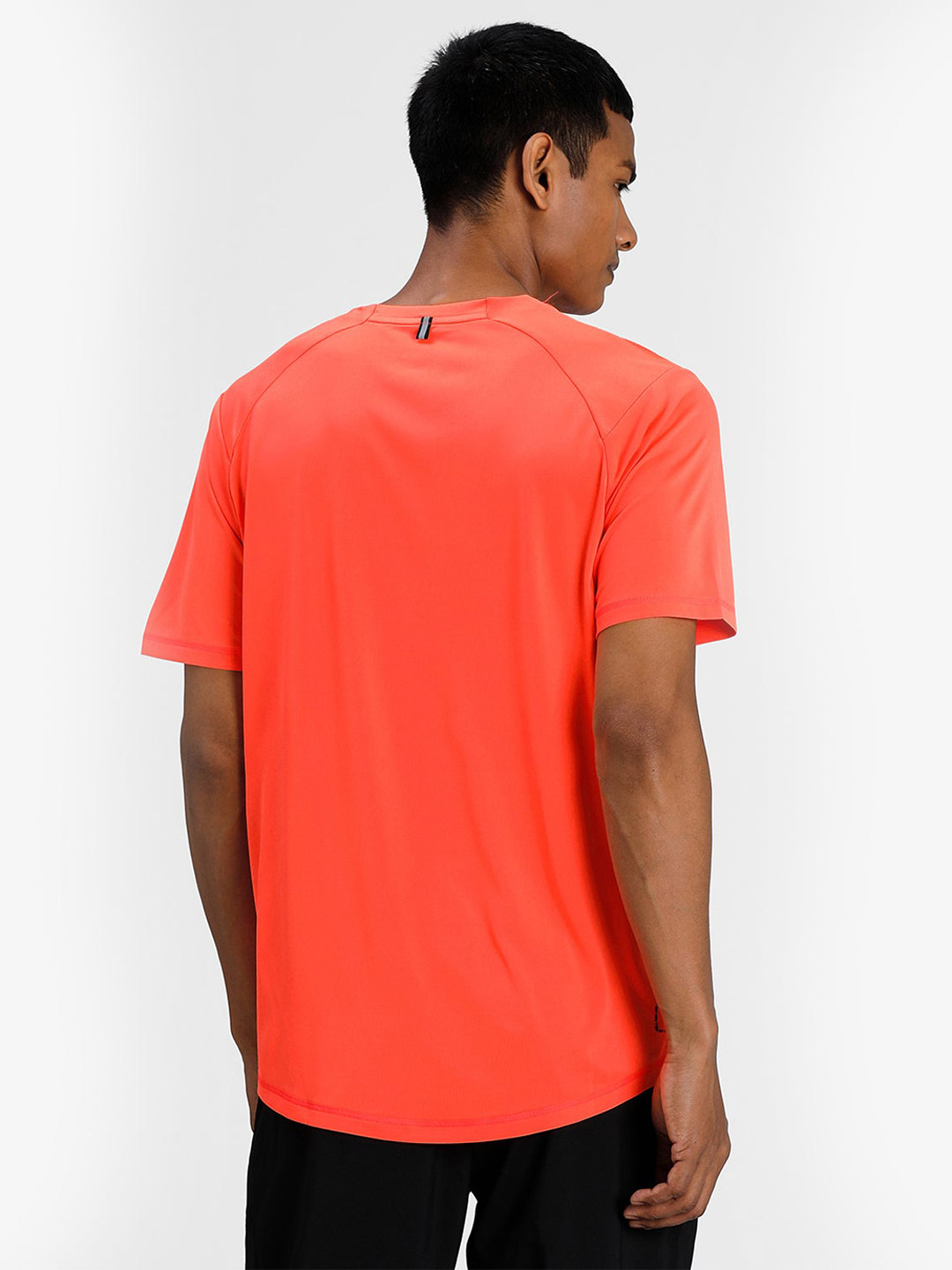 Puma Men Orange Solid Run Cooladapt T-Shirts (3)