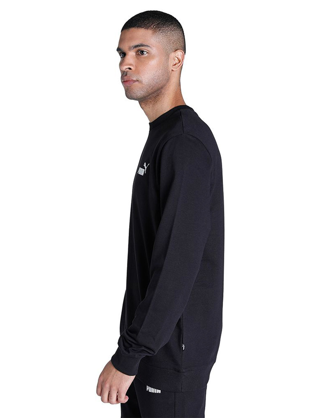 Puma Men Puma Black Printed Essentials Logo Regular Fit T-Shirt (2)
