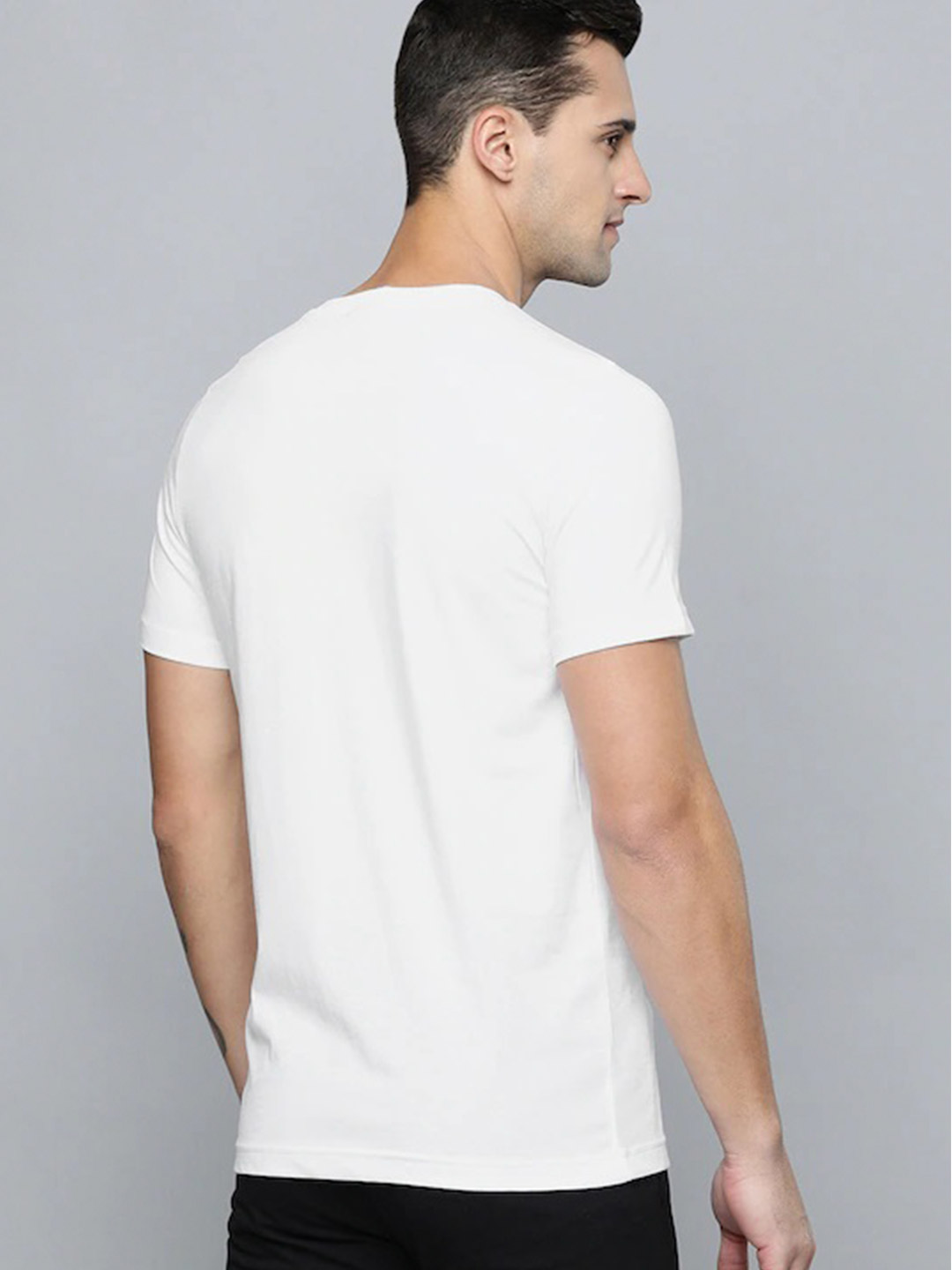Puma Men Puma White Printed PUMA Graphic T-Shirt (2)