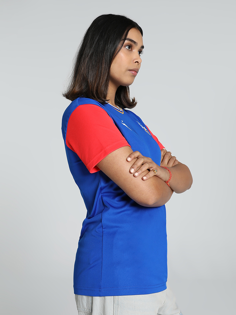 Puma X DC Women Blue and Red Logo Printed Half Sleeves V-Neck Polyester Takedown Fan Jersey (2)