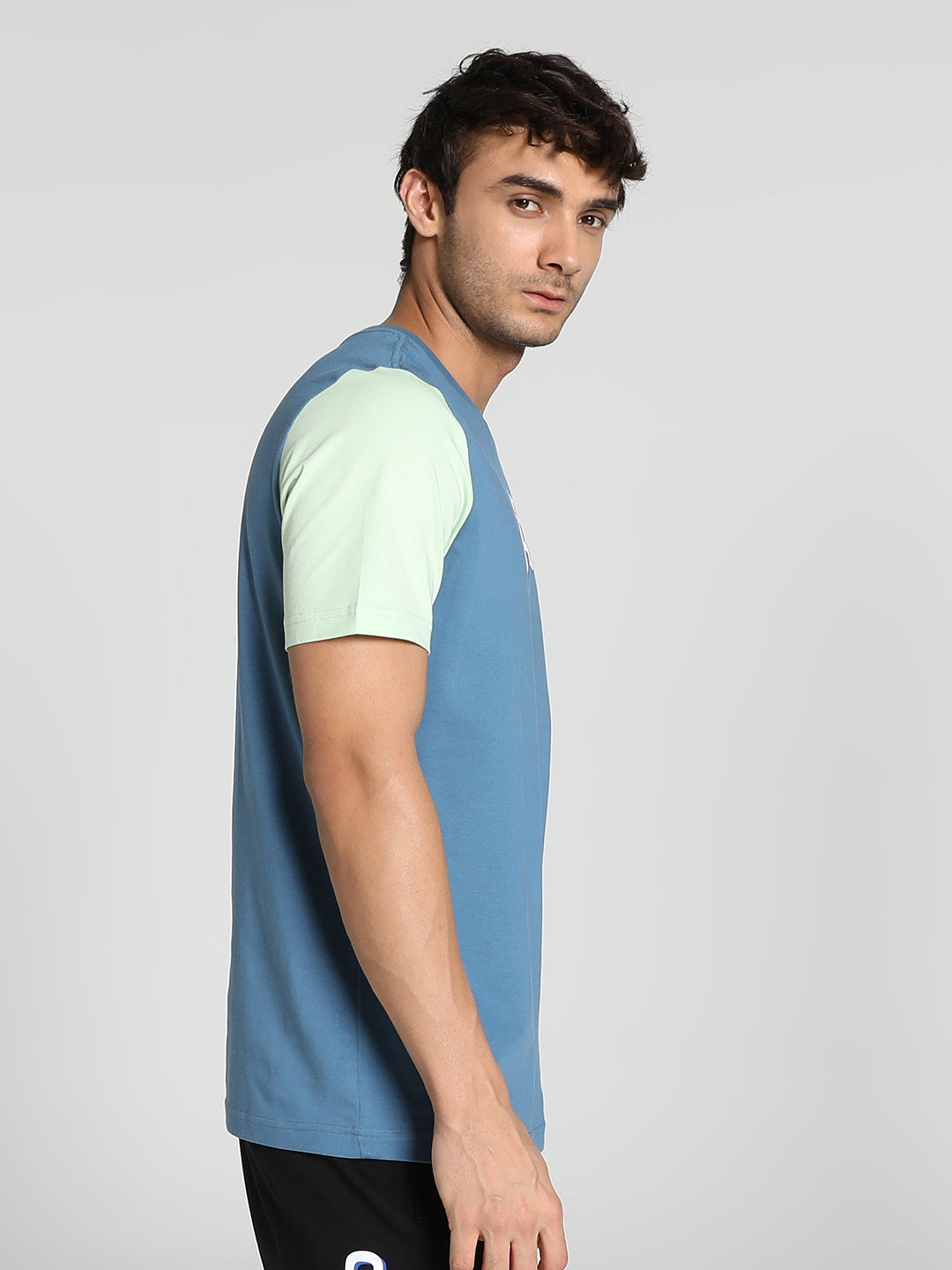 Puma X RCB Men Blue Graphic Printed Half Sleeves Round Neck Cotton T-Shirt (2)