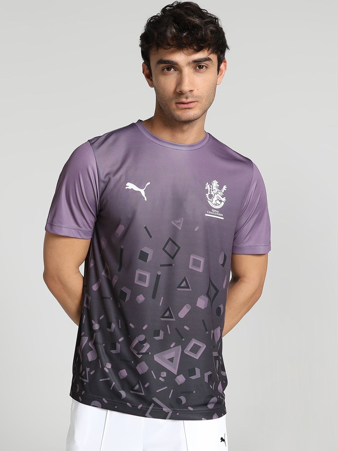 Men Grey Geometric Print Half Sleeves Round Neck Polyester T-Shirt