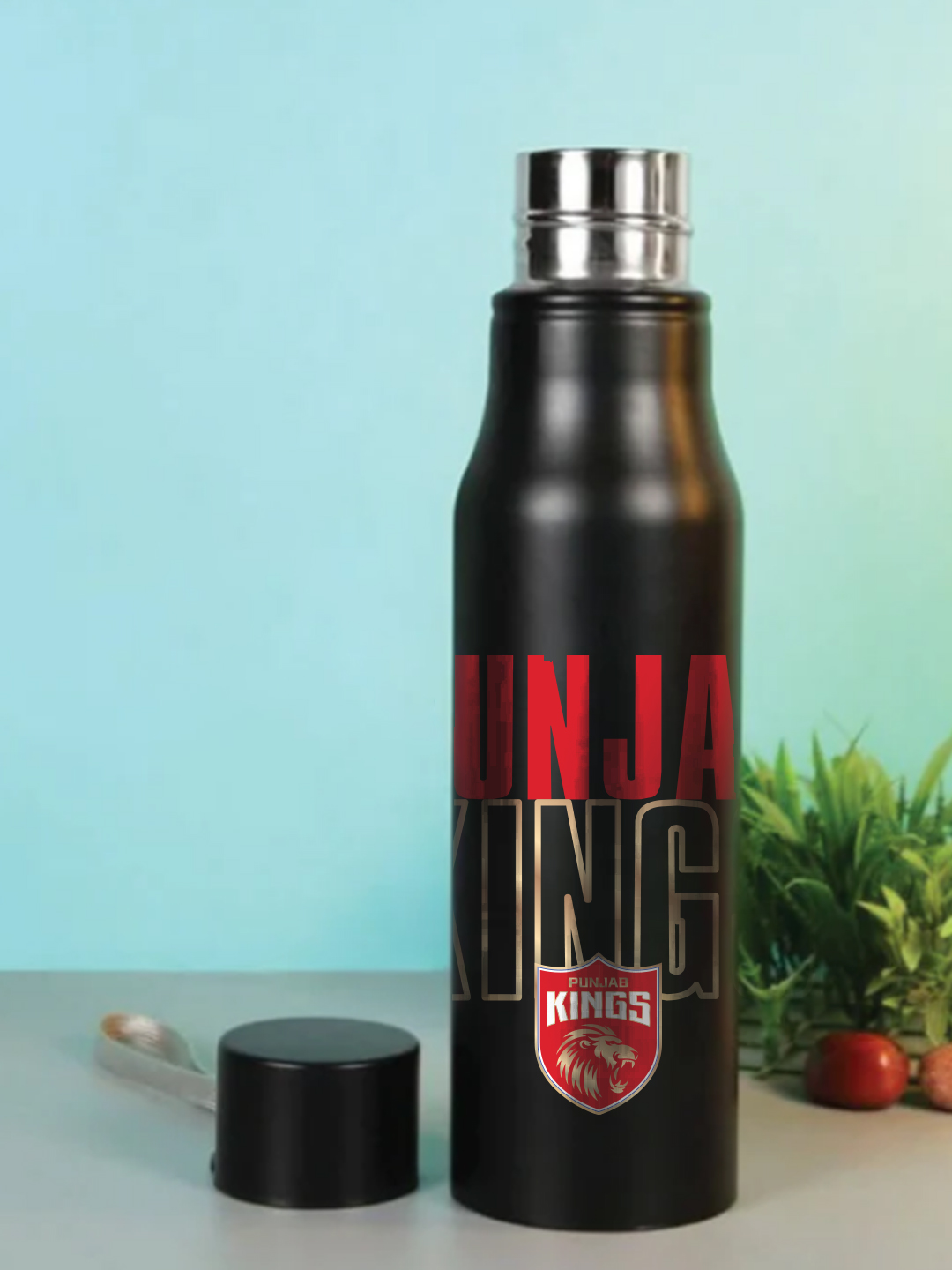 Single Walled, Easy to Carry, Leak-Proof, Rust Free, Stainless Steel Bottle - 750 Ml (Black/Red)