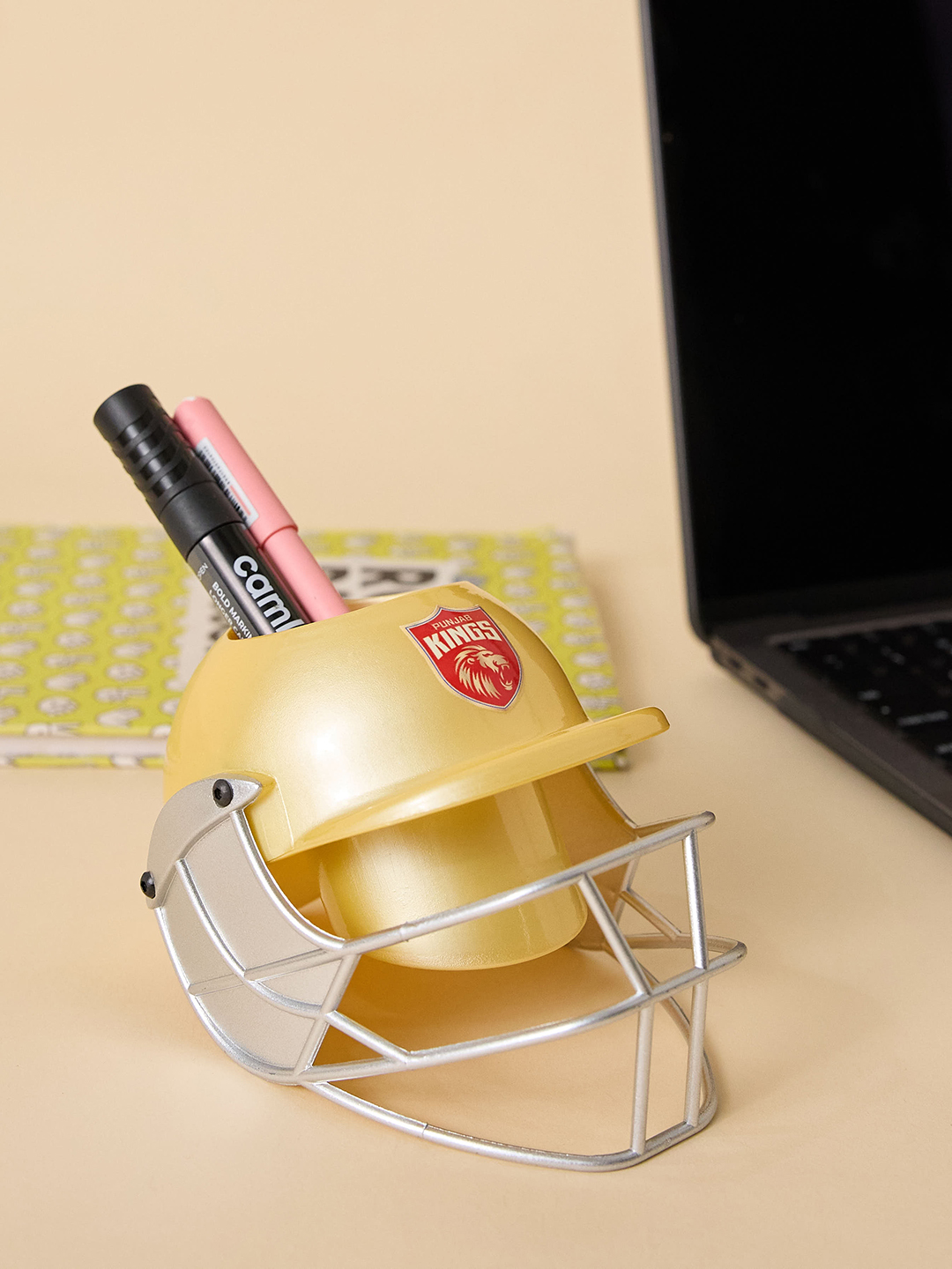 Helmet Shaped Gold Logo Printed Pen and Pencil Stand, Pen Holder For Office and Home