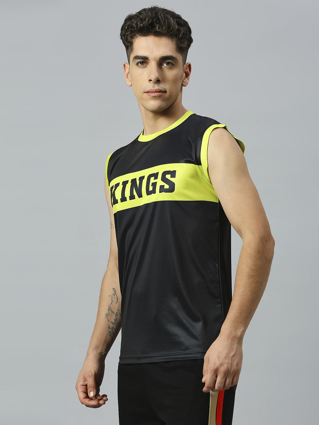 Punjab Kings Men Black and Green Typography Printed Sleeveless Round Neck Cotton Sports Vest (2)