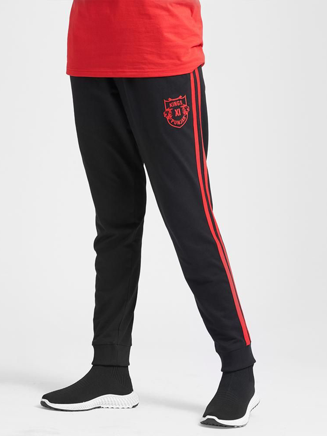 Punjab Kings Men Black and Red Striped Mid-Rise Cotton Training Regular Fit Joggers (1)