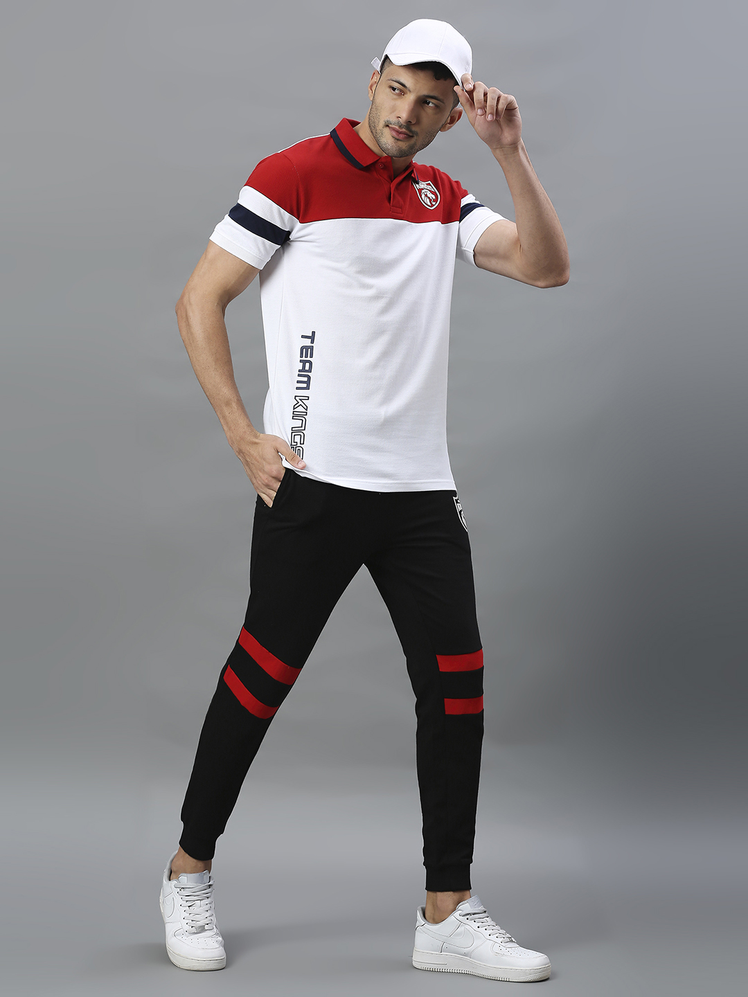 Punjab Kings Men Black and Red Striped Mid-Rise Cotton Training Regular Fit Joggers (5)