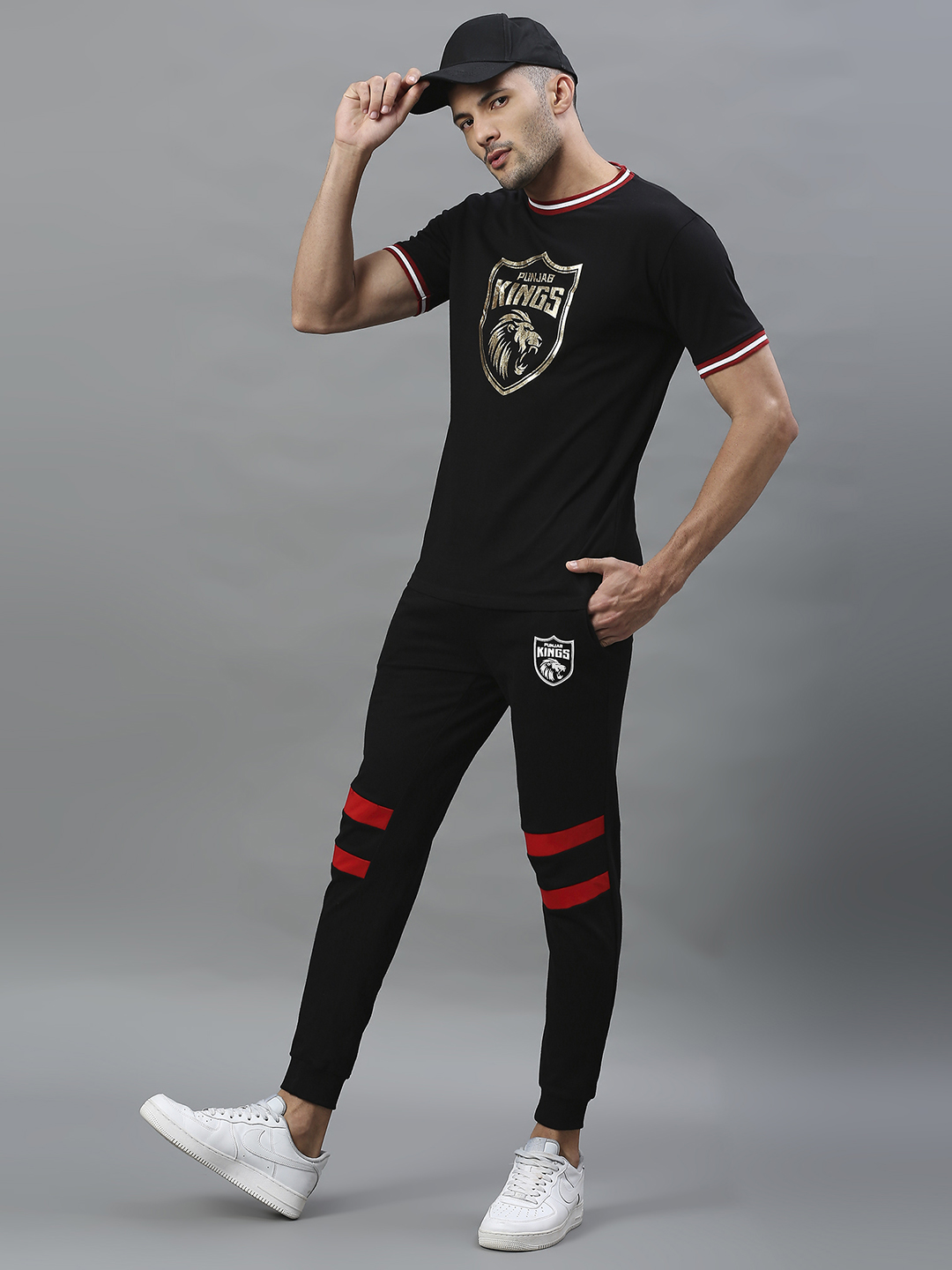 Punjab Kings Men Black Logo Printed Half Sleeves Round Neck Cotton T-Shirt (5)