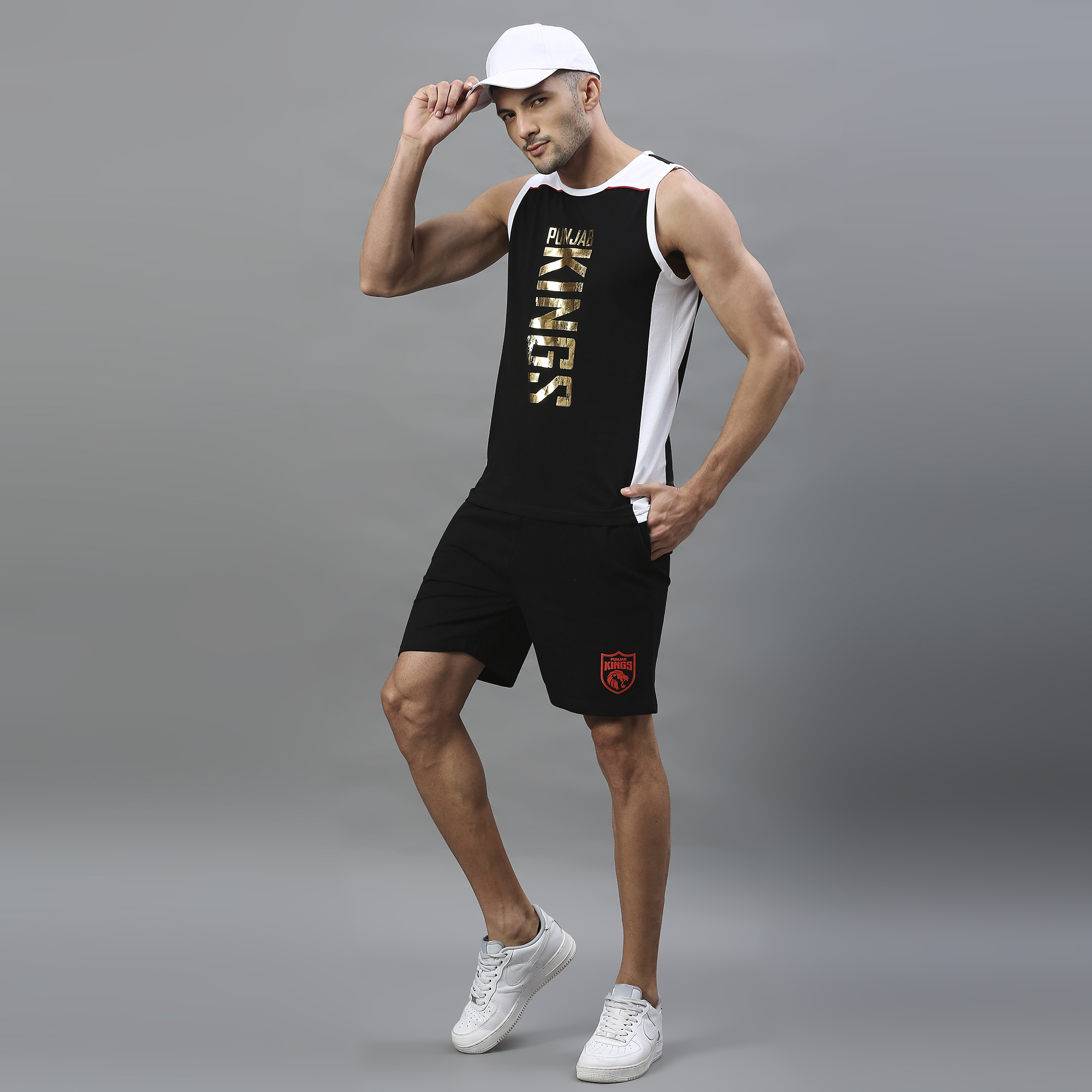 Punjab Kings Men Black Logo Printed Mid-Rise Cotton Sports Shorts (5)