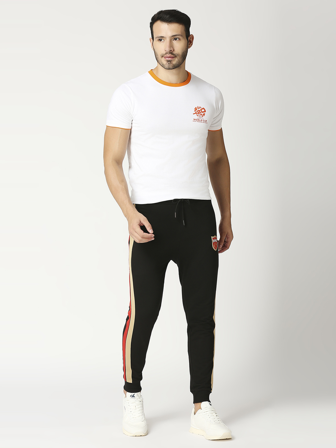 Punjab Kings Men Black Striped Mid-Rise Cotton Training Regular Fit Joggers (5)