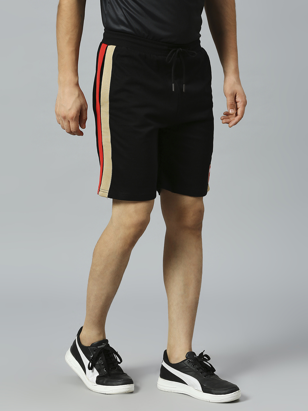 Punjab Kings Men Black Striped Printed Mid-Rise Cotton Sports Shorts (3)