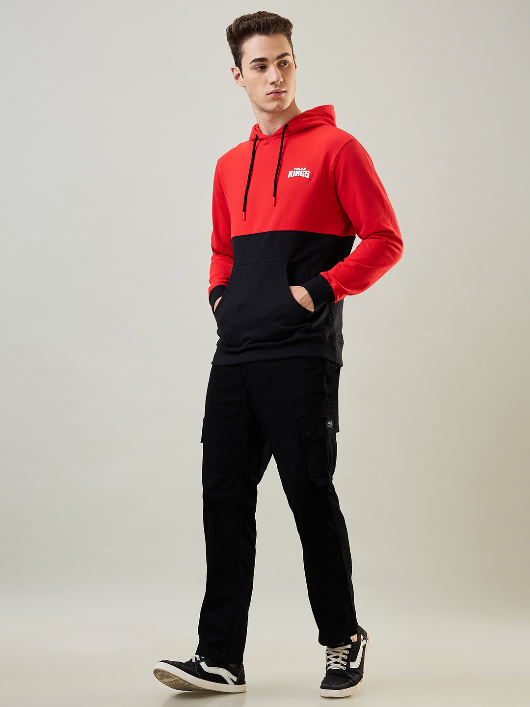 Punjab Kings Men Red and Black Colourblocked Full Sleeves Hooded Sweatshirt (6)