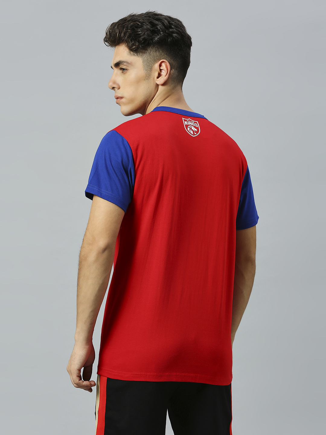Punjab Kings Men Red and Blue Colourblocked Half Sleeves Henley Neck Cotton T-Shirt (4)