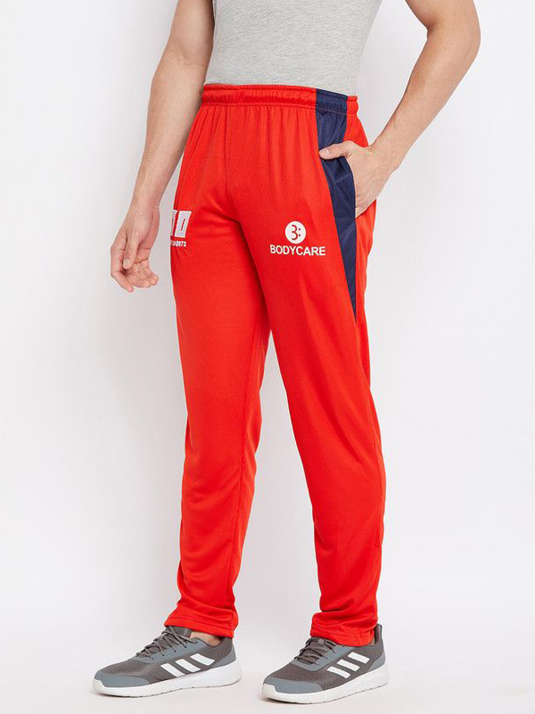 Punjab Kings Men red Printed Mid-Rise Polyester Official Training Trousers (2)