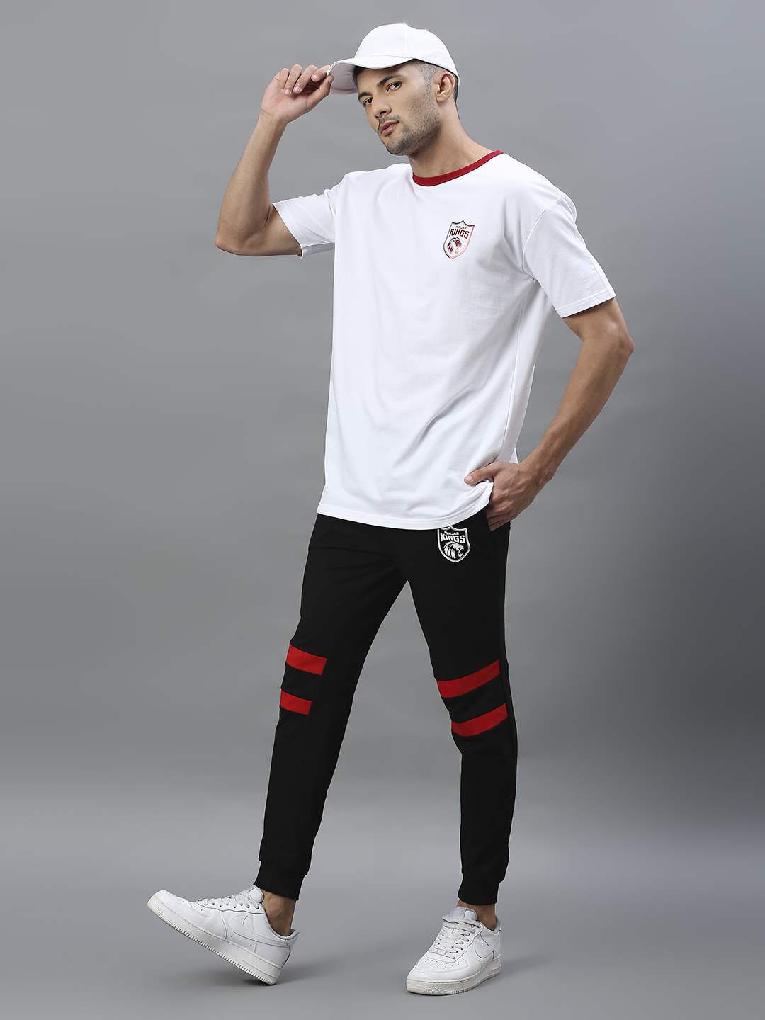 Punjab Kings Men White Printed Half Sleeves Round Neck Cotton T-Shirt (5)