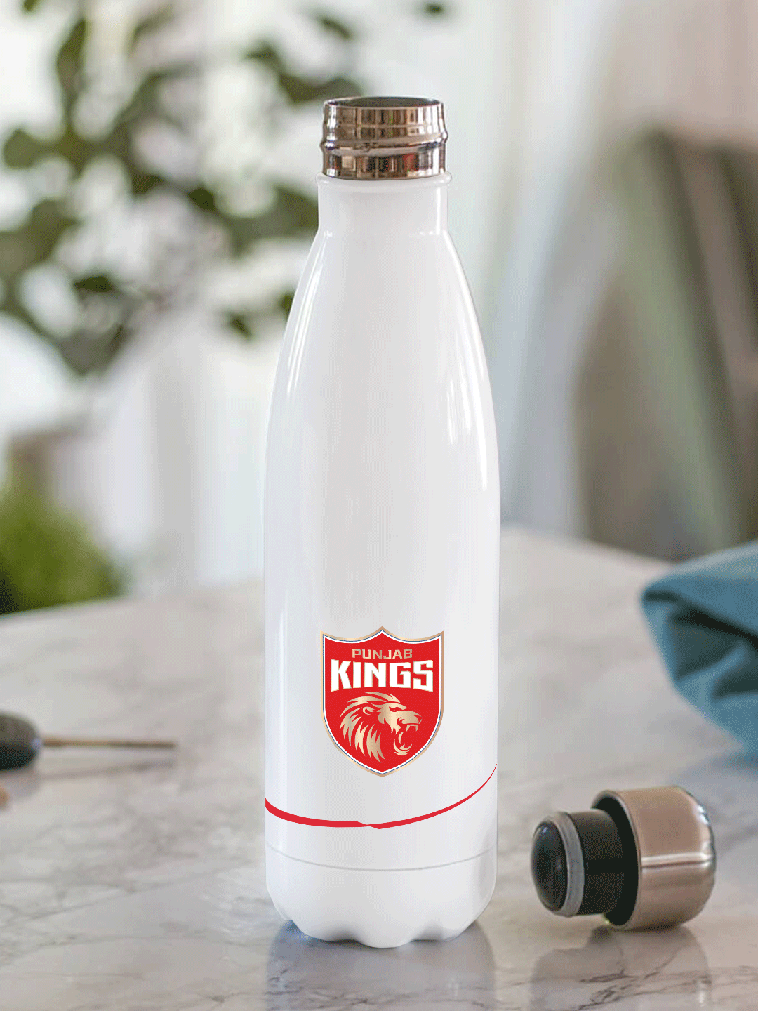Punjab Kings White and Red Logo Printed Double Walled Stainless Steel Vacuum Insulated Flask Water Bottle - 500 ML (7)