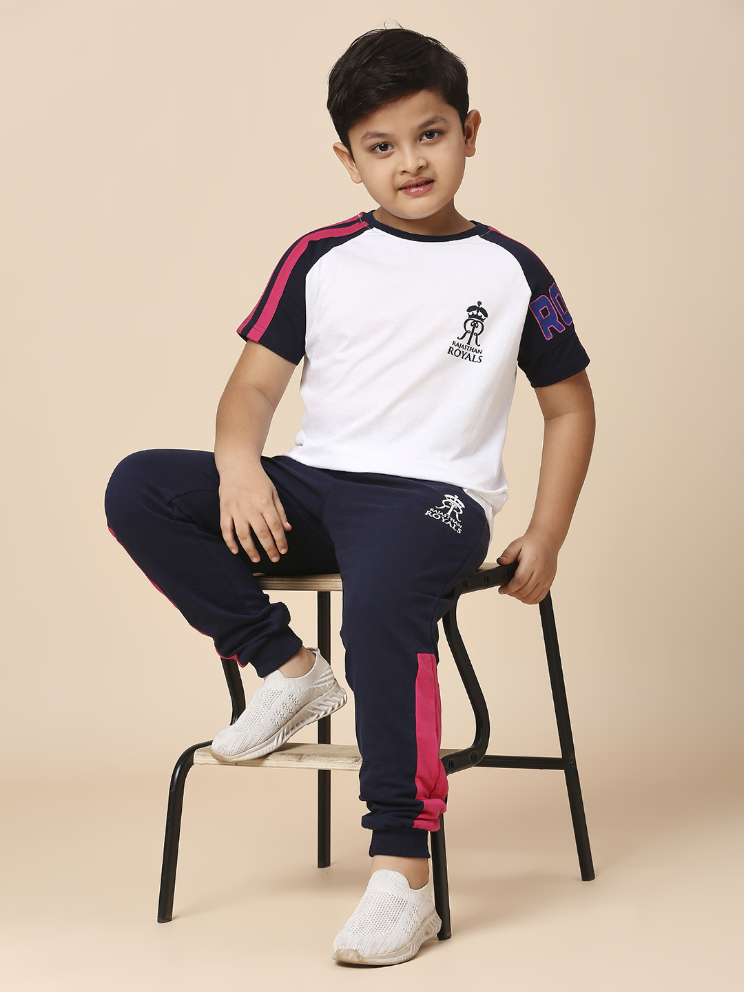 Rajasthan Royals Boys White and Navy Blue Colourblocked Half Sleeves Round Neck Cotton T-Shirt (5)