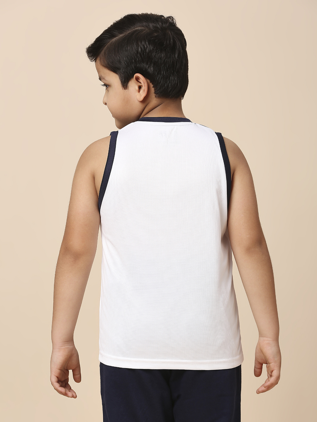 Rajasthan Royals Boys White Printed V-Neck Sleeveless Polyester Sports Vest (4)