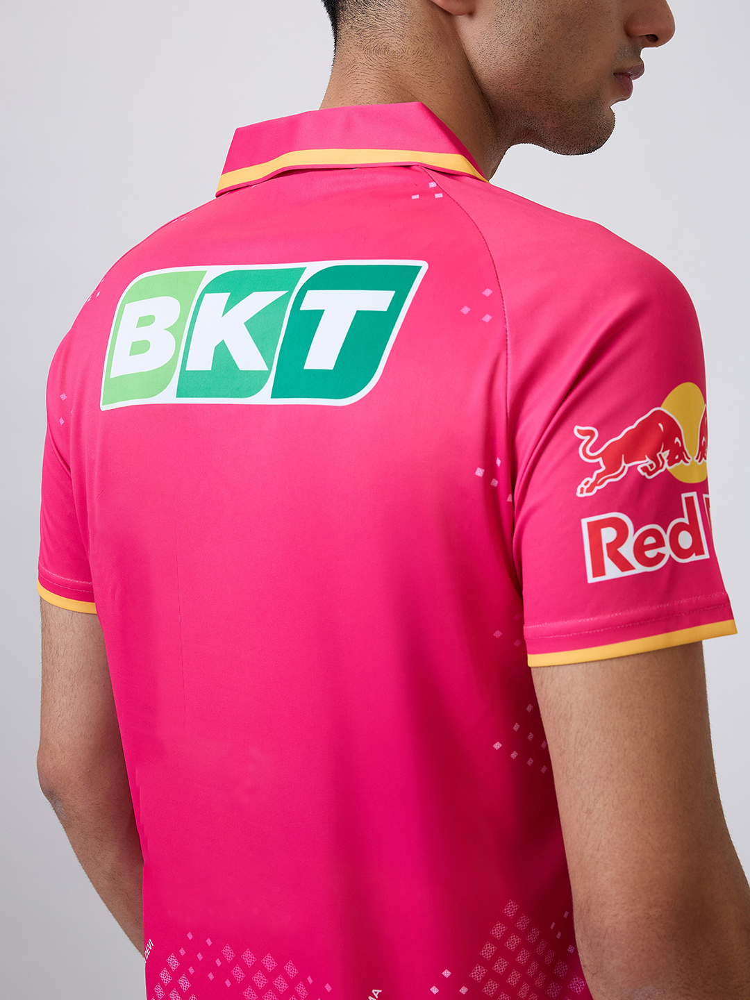 Rajasthan Royals Official #PinkPromise Jersey 2025 (7)