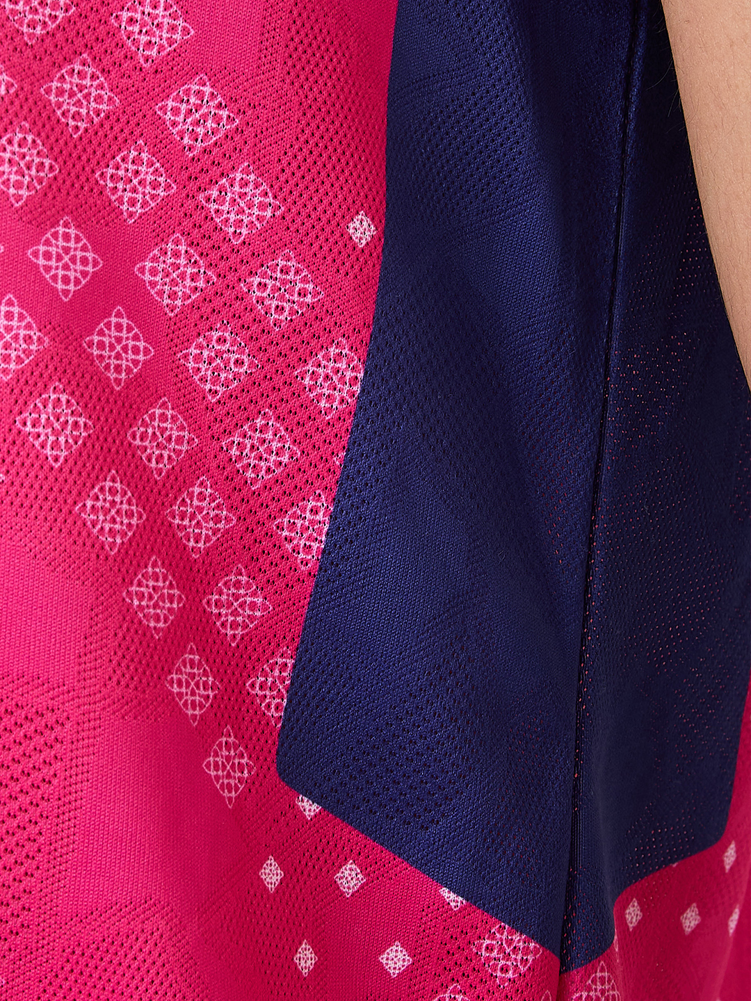 Rajasthan Royals Official Player Edition Jersey 2025 with Premium Jacquard Fabric (9)