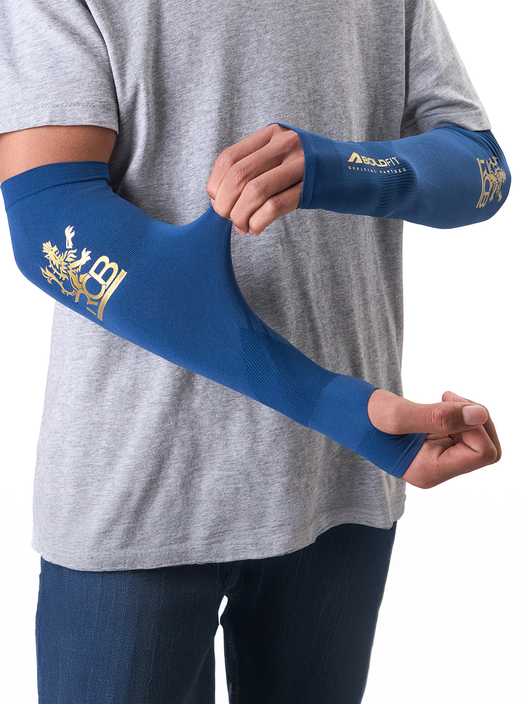 Royal Challengers Bangalore RCB Arm Sleeve Red (1)