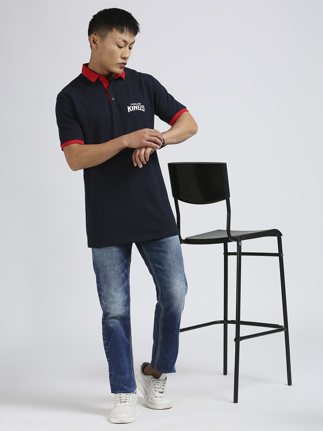 Buy Men Navy Blue and Red Solid Half Sleeves Polo Collar Cotton T-Shirt ...