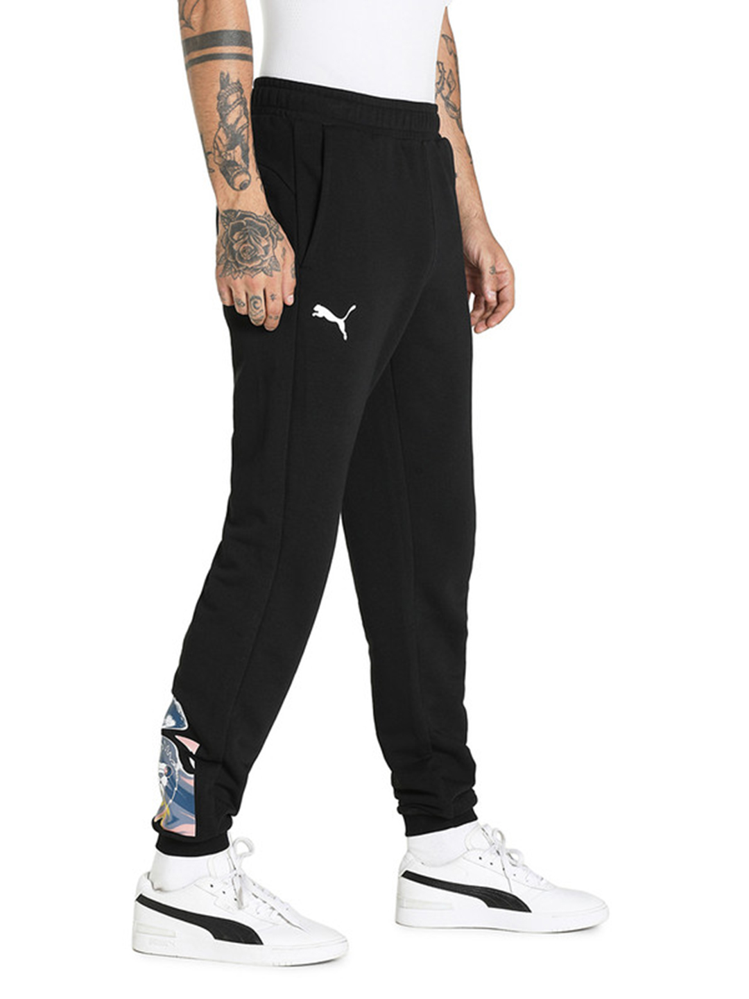 Royal Challengers Bangalore Men Black Graphic Printed Mid-Rise Training Regular Fit Joggers (4)