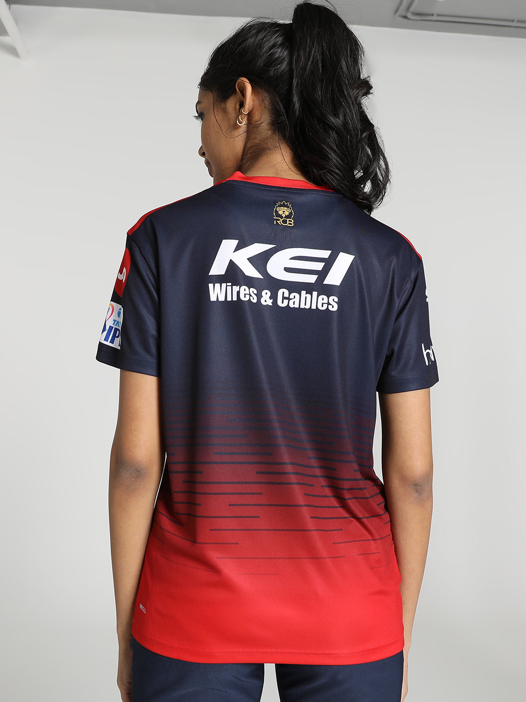 Royal Challengers Bangalore Women Navy Blue and Red Half Sleeves Official 2023 Replica Jersey (4)