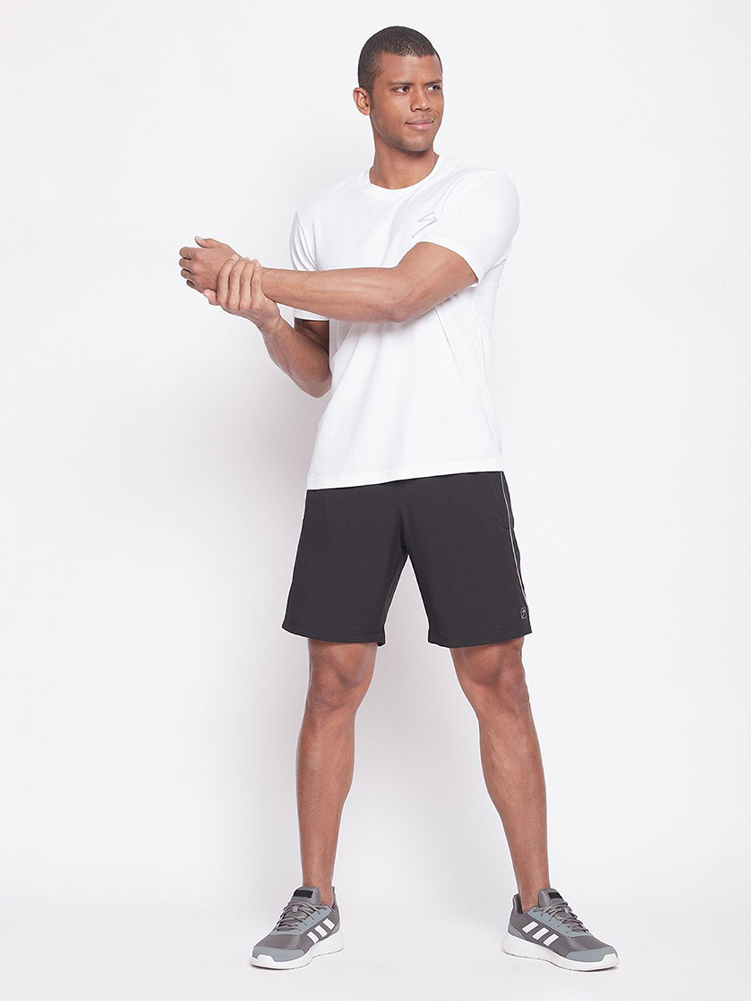 SG Men Black Printed Polyester Regular Fit Sports Shorts (5)